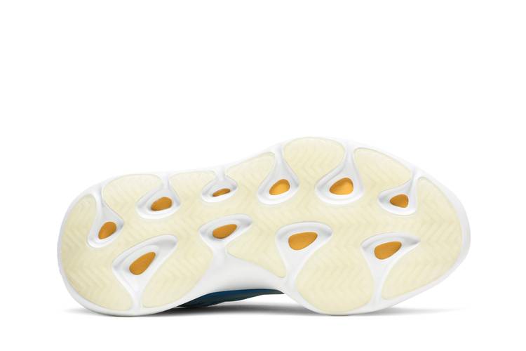 adidas Yeezy 700 V3 'Arzareth' G54850 - Image 4