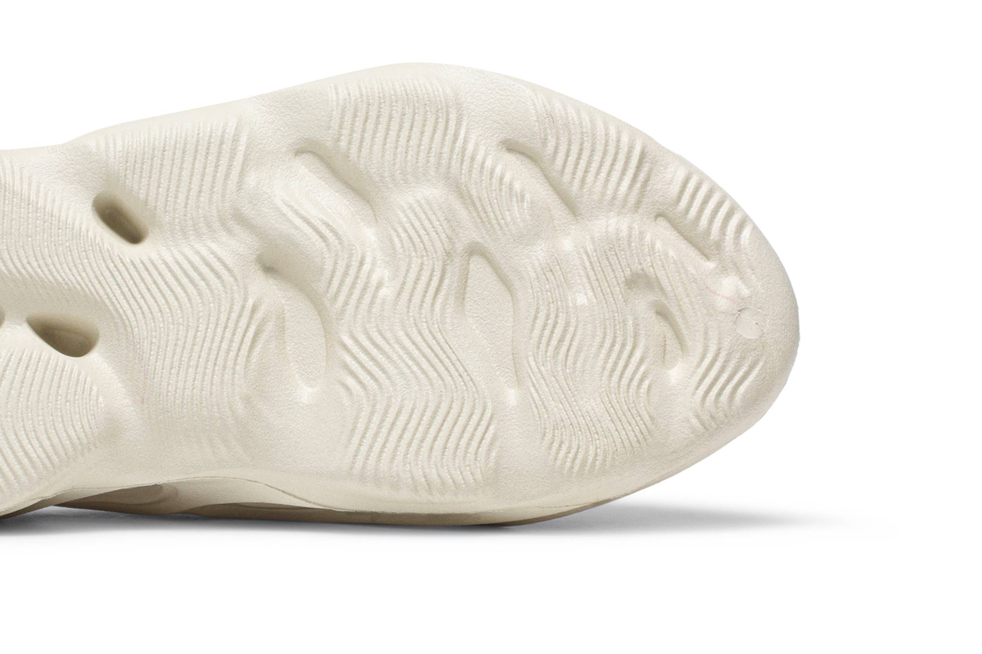 adidas Yeezy Foam Runner Ararat G55486 Coiloa - Image 6
