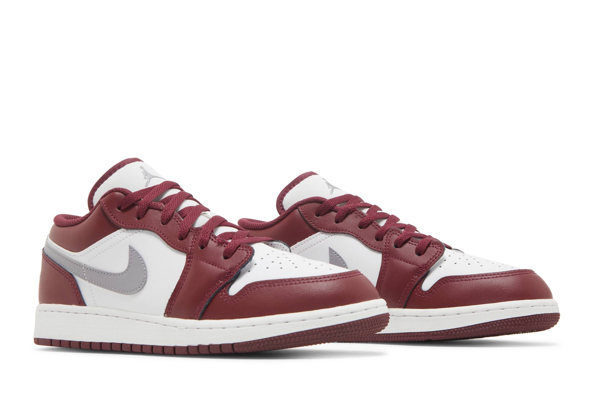 (Grade School) Air Jordan 1 Low Bordeaux 553560-615 Coiloa - Imagem 8
