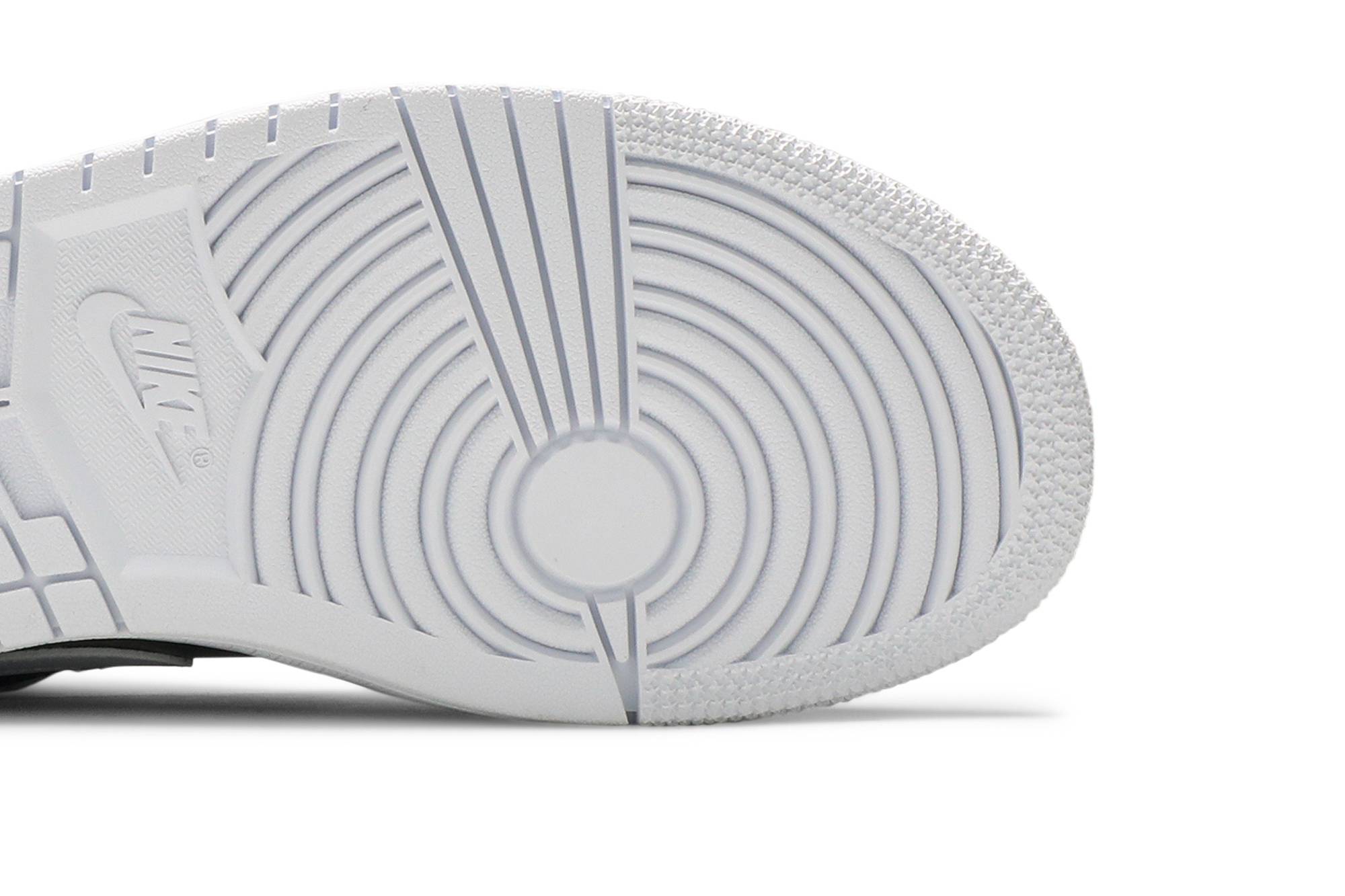 (Women) Air Jordan 1 Low Panda DC0774-100 Moroen - Image 5