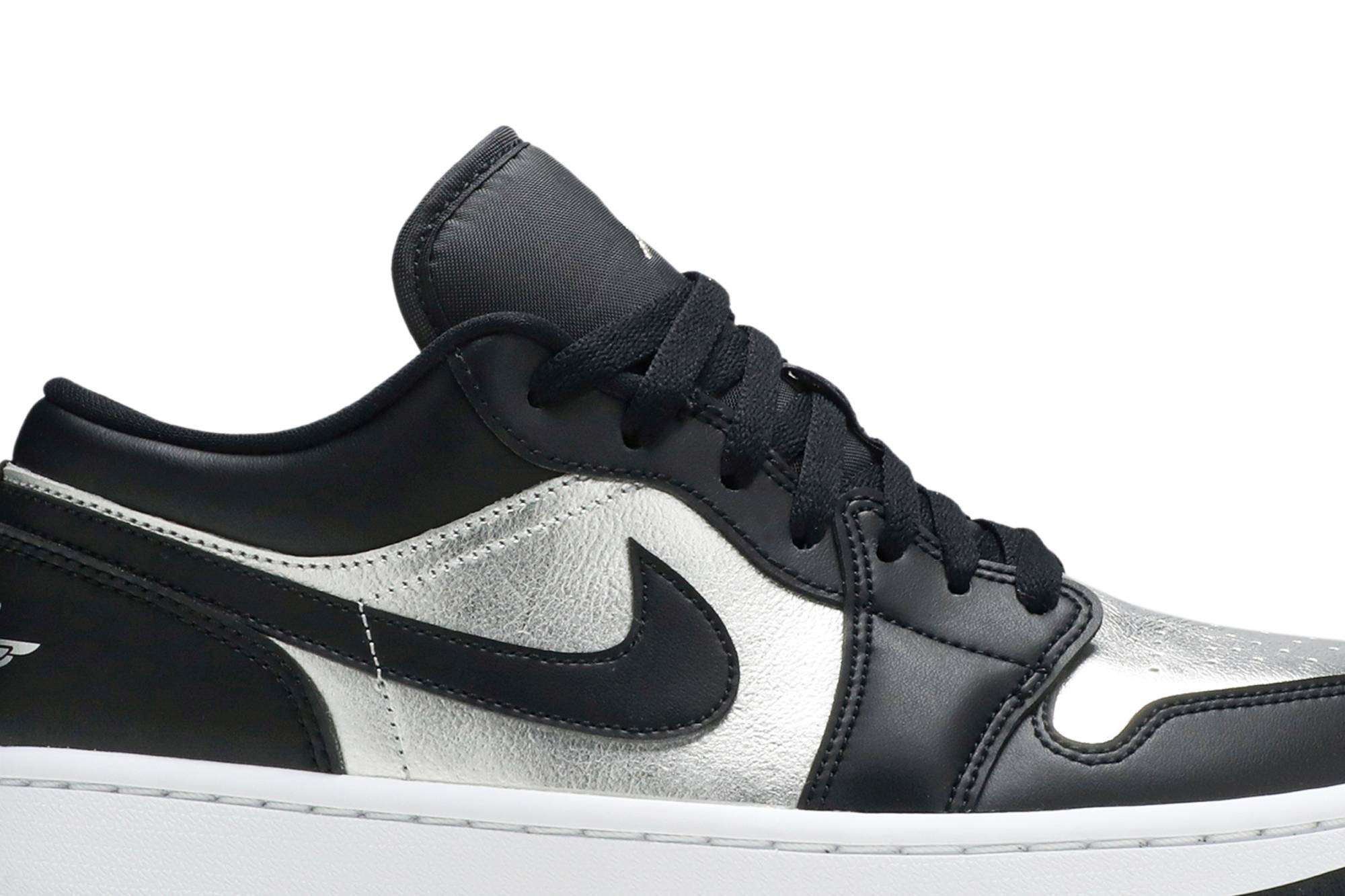 (Women) Air Jordan 1 Low SE Silver Toe DA5551-001 Moroen - Image 2