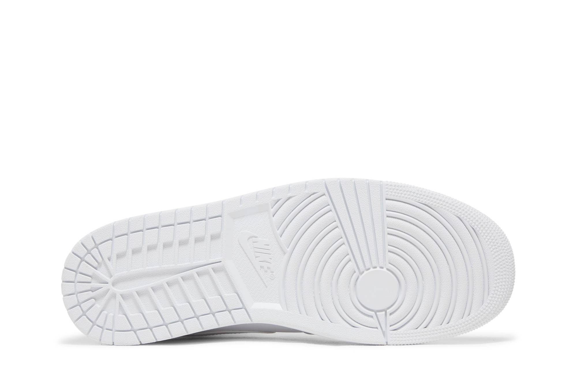 Air Jordan 1 Mid 'Triple White' 2022 554724-136 - Image 4