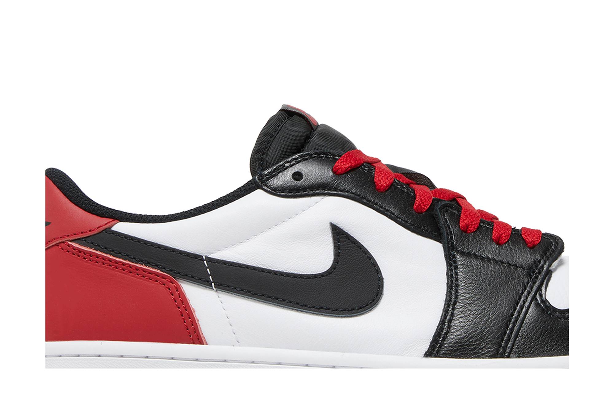 Air Jordan 1 Retro Low OG Black Toe CZ0790-106 Moroen - Image 2
