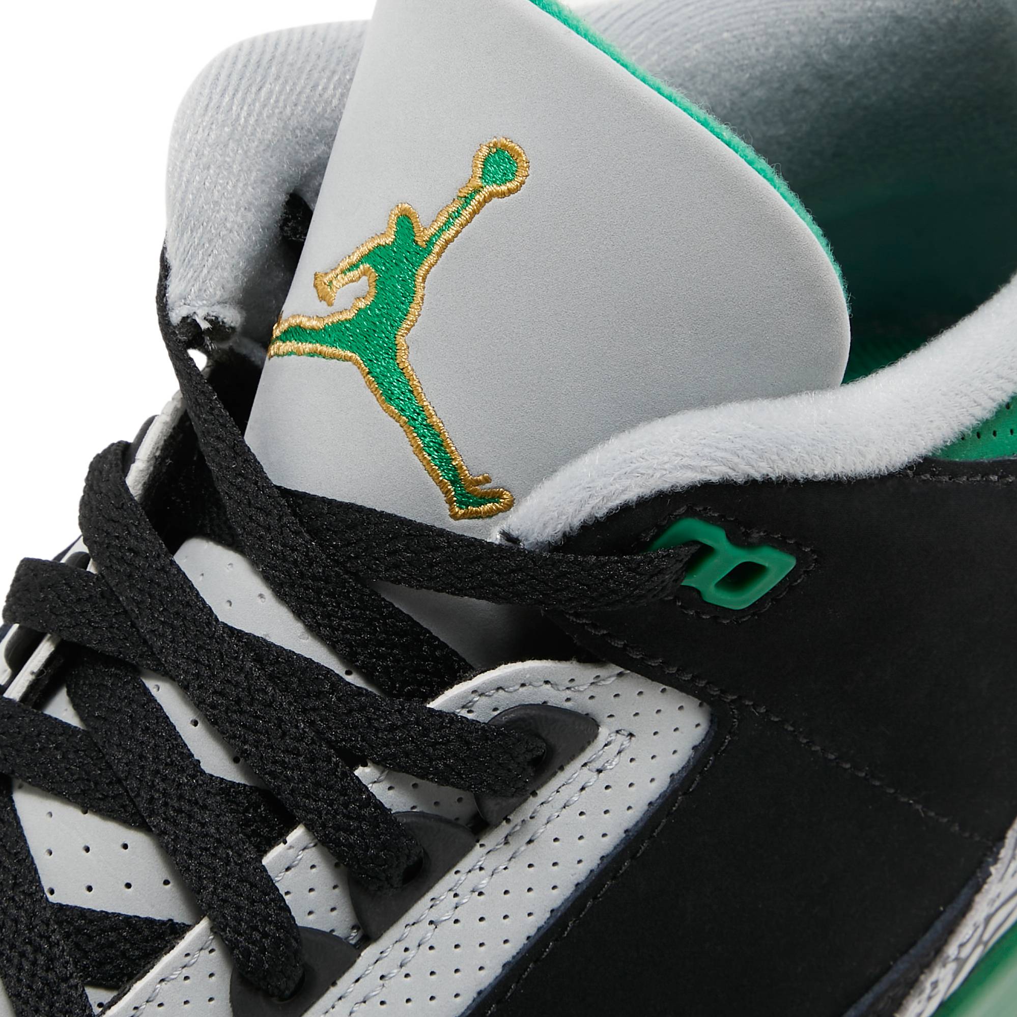 Air Jordan 3 Retro 'Pine Green' CT8532-030 - Image 9