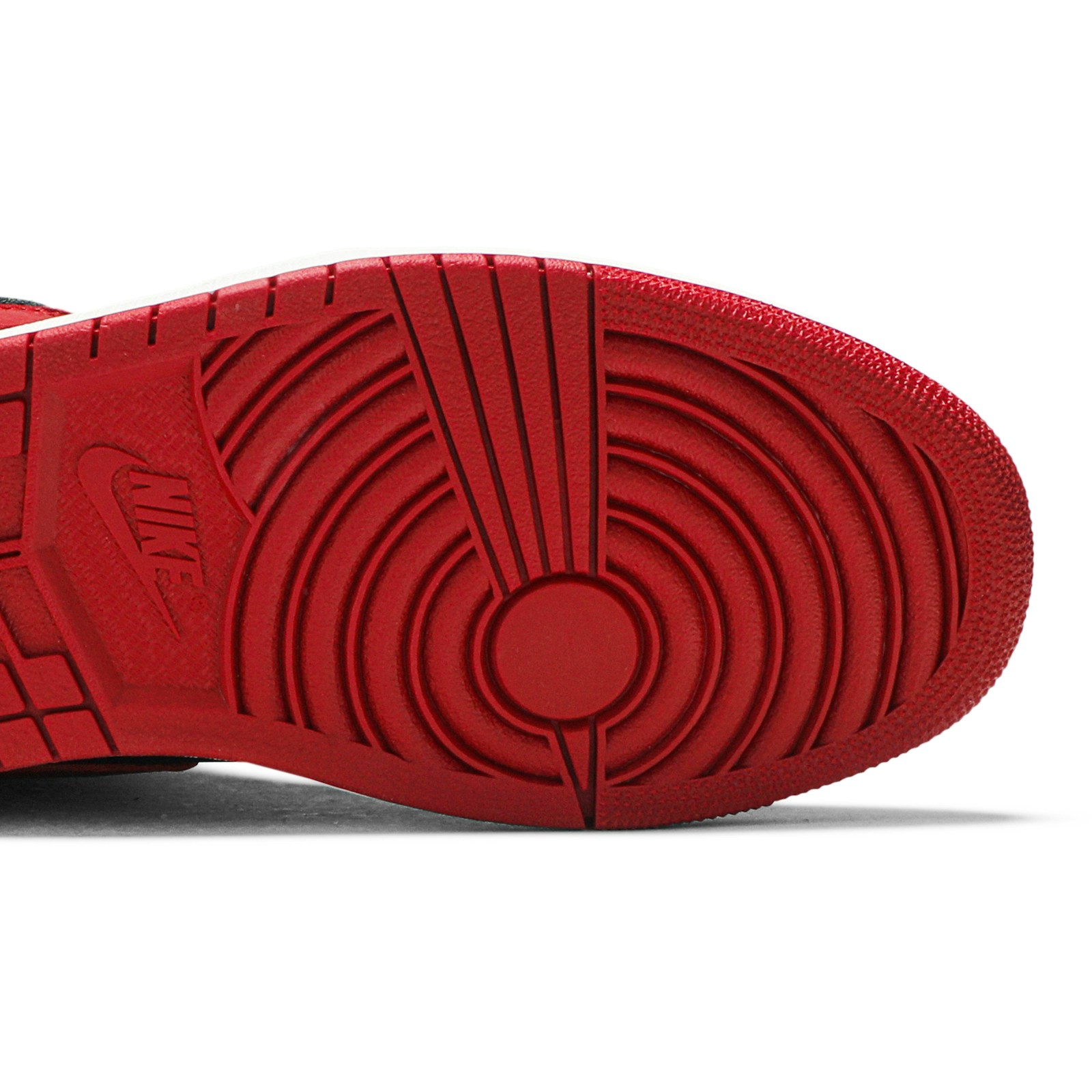 Air Jordan 1 Retro High OG Banned 2016 555088-001 Moroen - Image 5