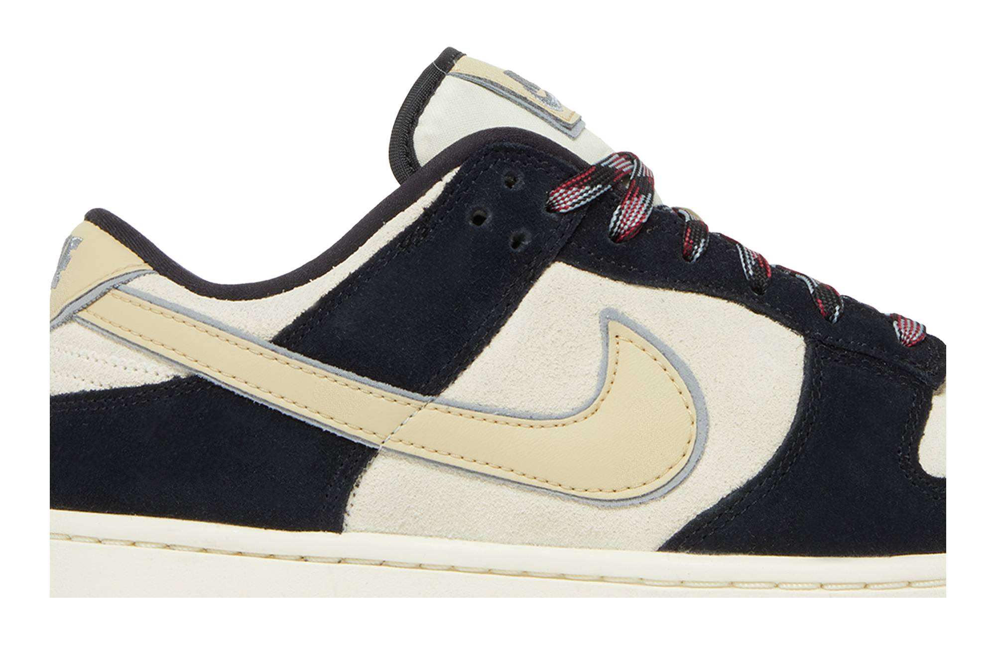 (Women) Nike Dunk Low Black Suede DV3054-001 Moroen - Image 2