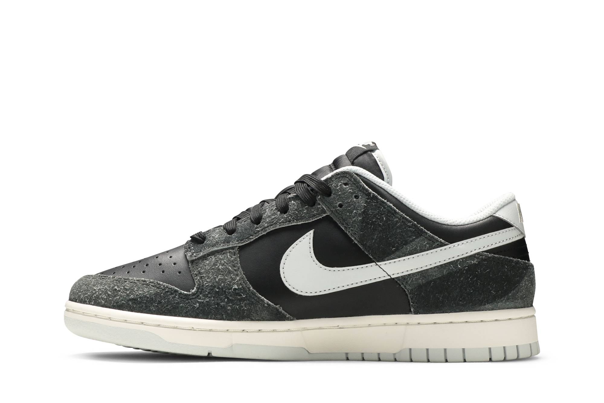 Nike Dunk Low Premium 'Animal Pack - Zebra' DH7913-001 - Image 3