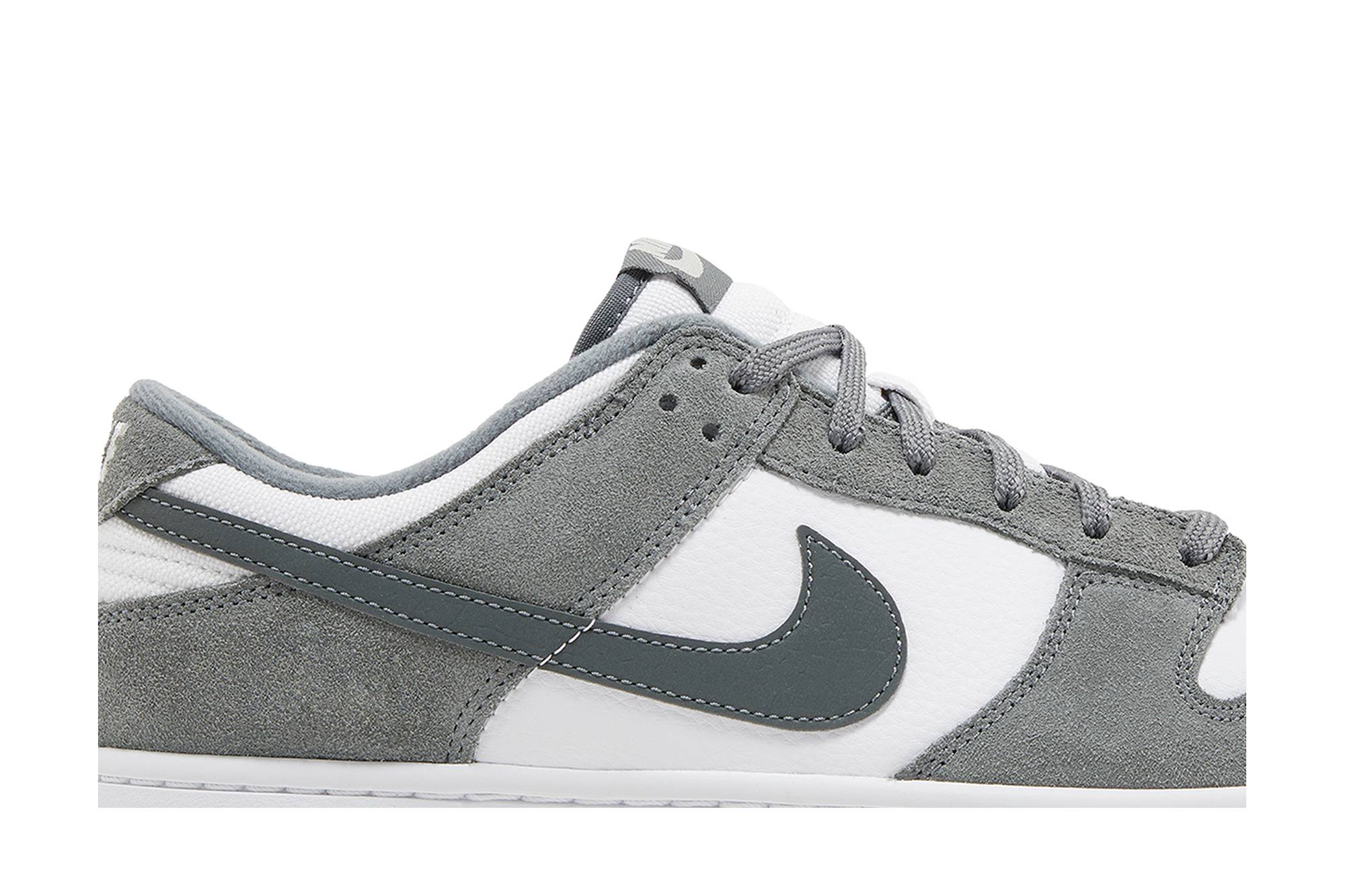 Nike Dunk Low Smoke Grey Gum FV0389-100 Moroen - Image 2