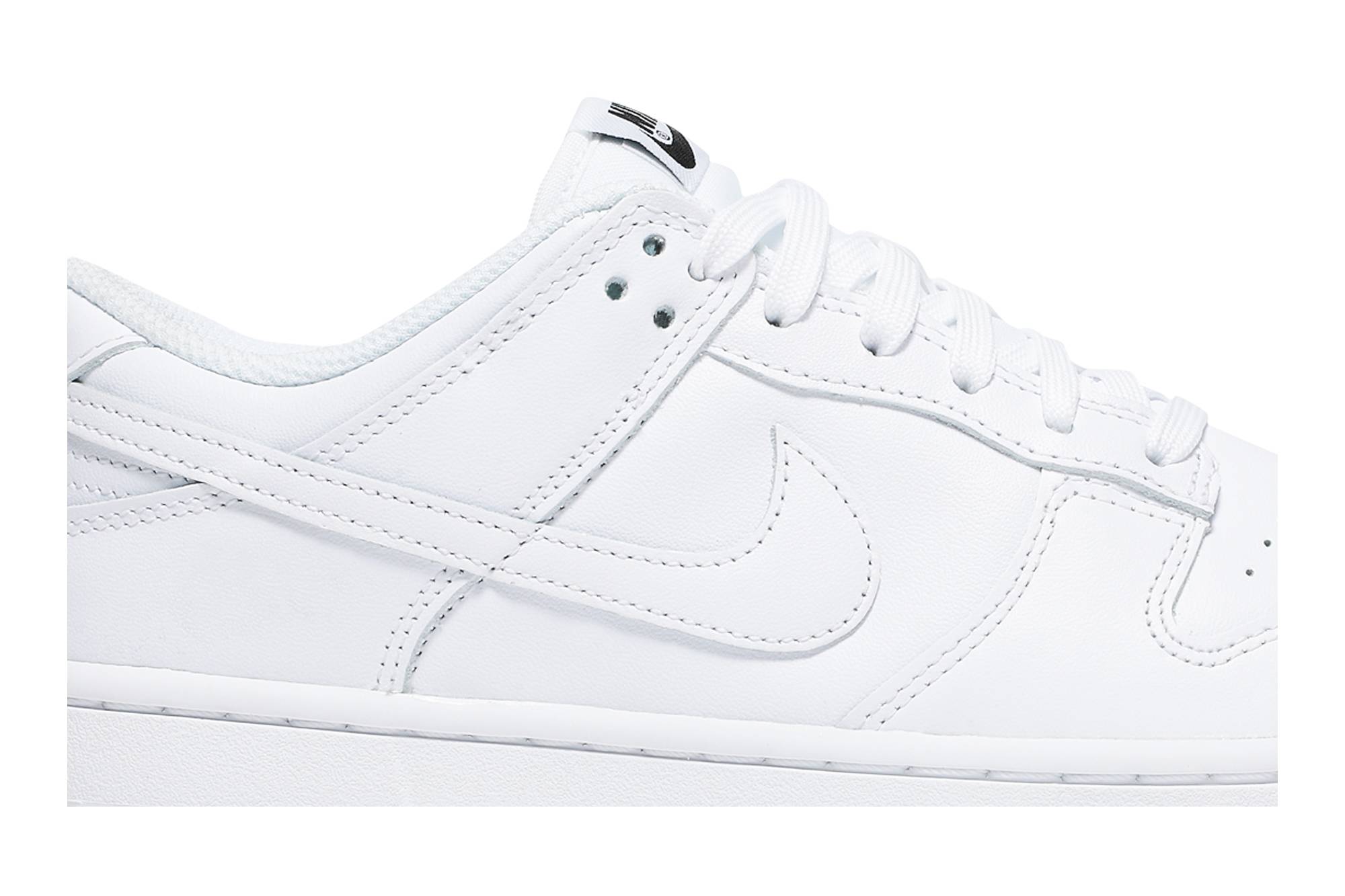 (Women) Nike Dunk Low Triple White DD1503-109 Moroen - Image 2