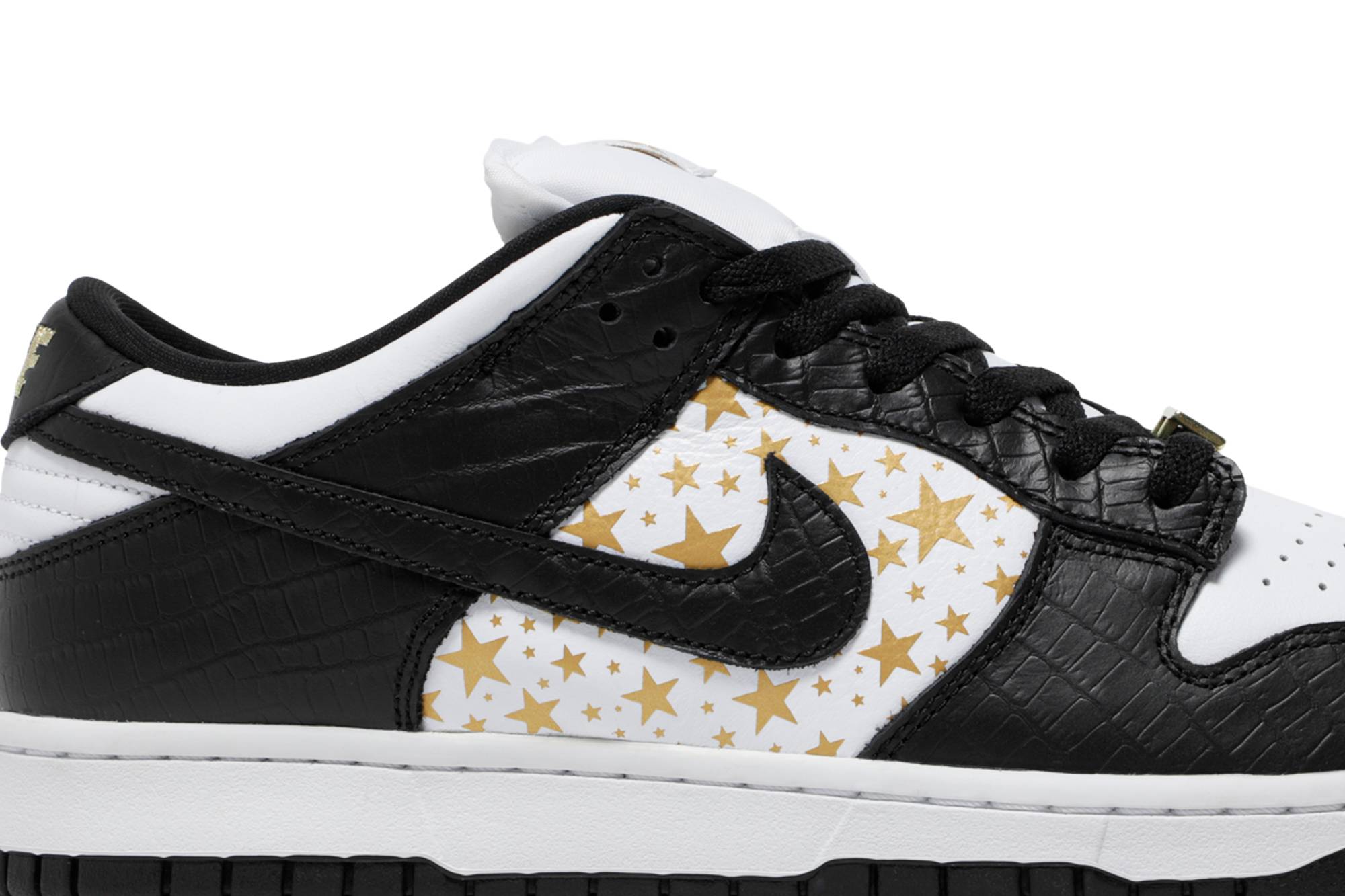 Supreme x Nike SB Dunk Low OG QS Black DH3228-102 Moroen - Image 2