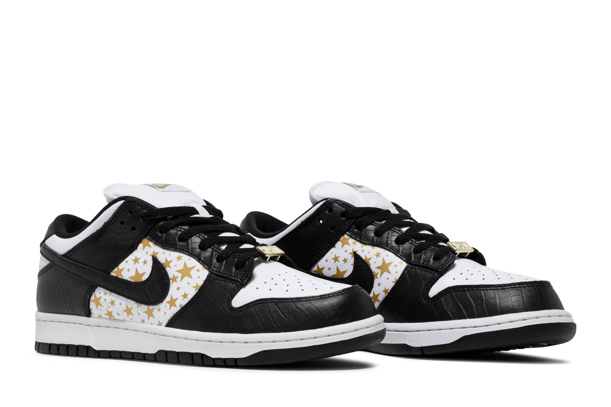 Supreme x Nike SB Dunk Low OG QS Black DH3228-102 Moroen - Image 8
