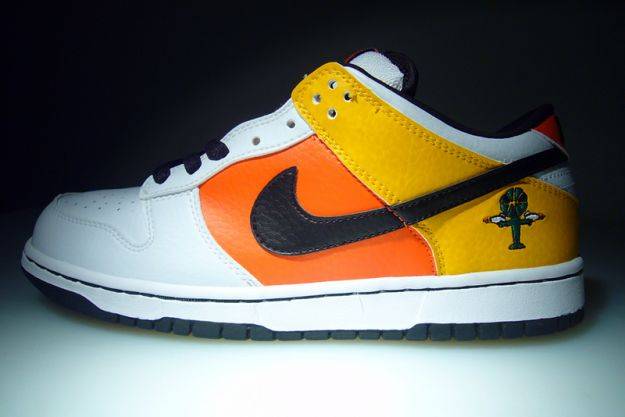 Nike SB Dunk Low Pro Raygun Home 304292-802 Moroen - Image 2