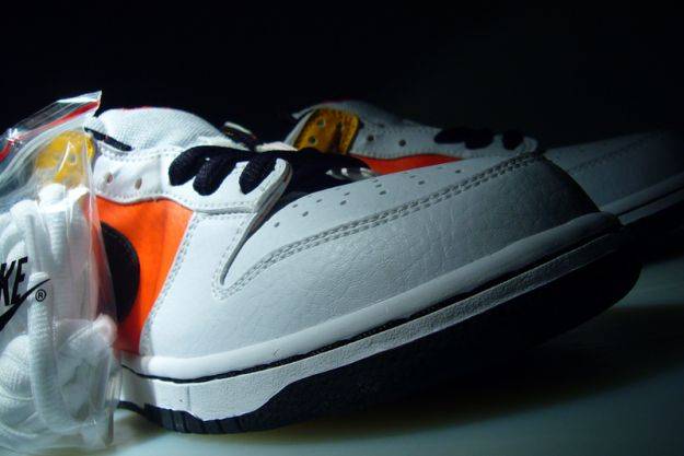 Nike SB Dunk Low Pro Raygun Home 304292-802 Moroen - Image 5