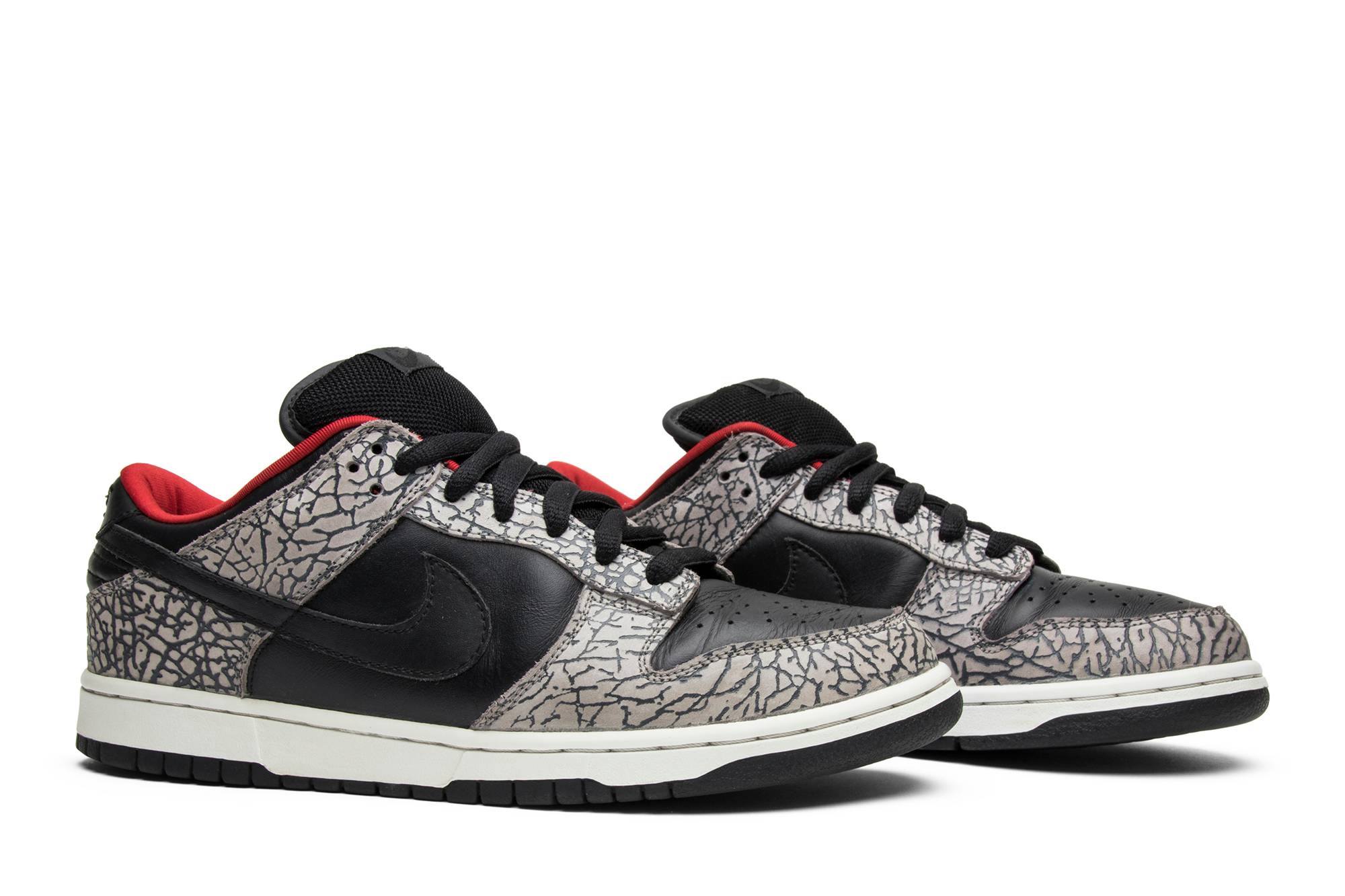 Nike SB Dunk Low Pro x Supreme 'Black Cement' 304292-131 Gloiber