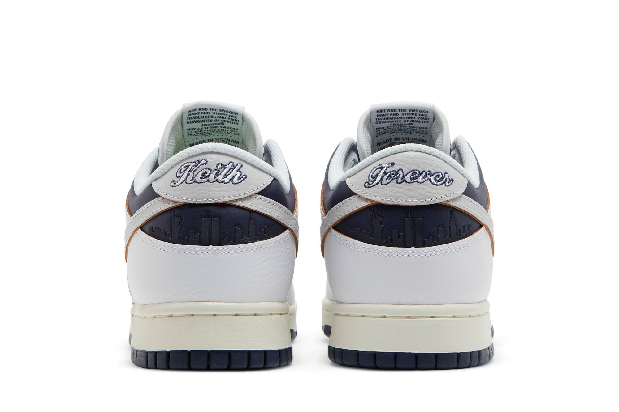 HUF x Nike SB Dunk Low NYC FD8775-100 Moroen - Image 6