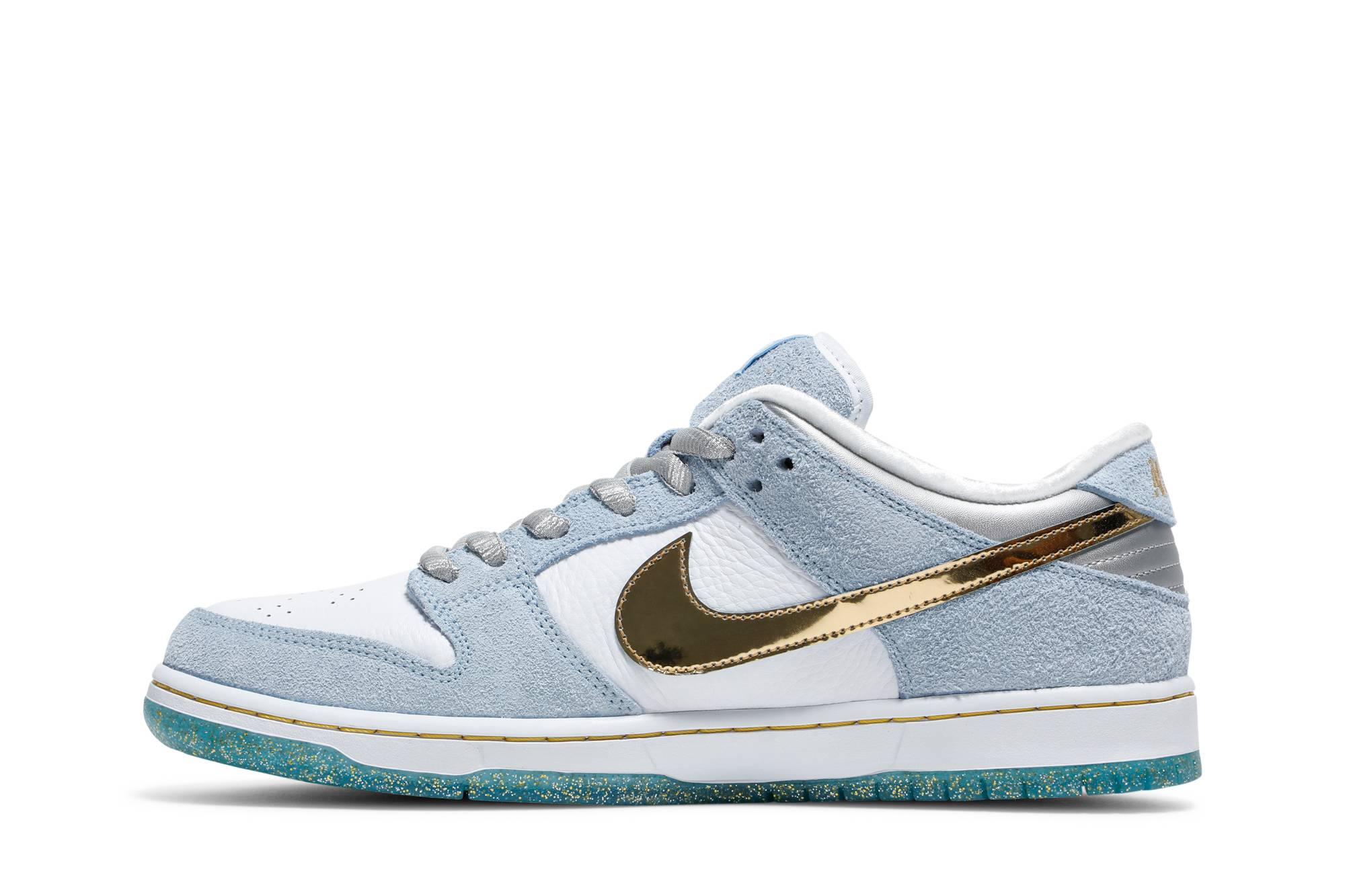 Sean Cliver x Nike SB Dunk Low Holiday Special DC9936-100 Moroen - Image 3