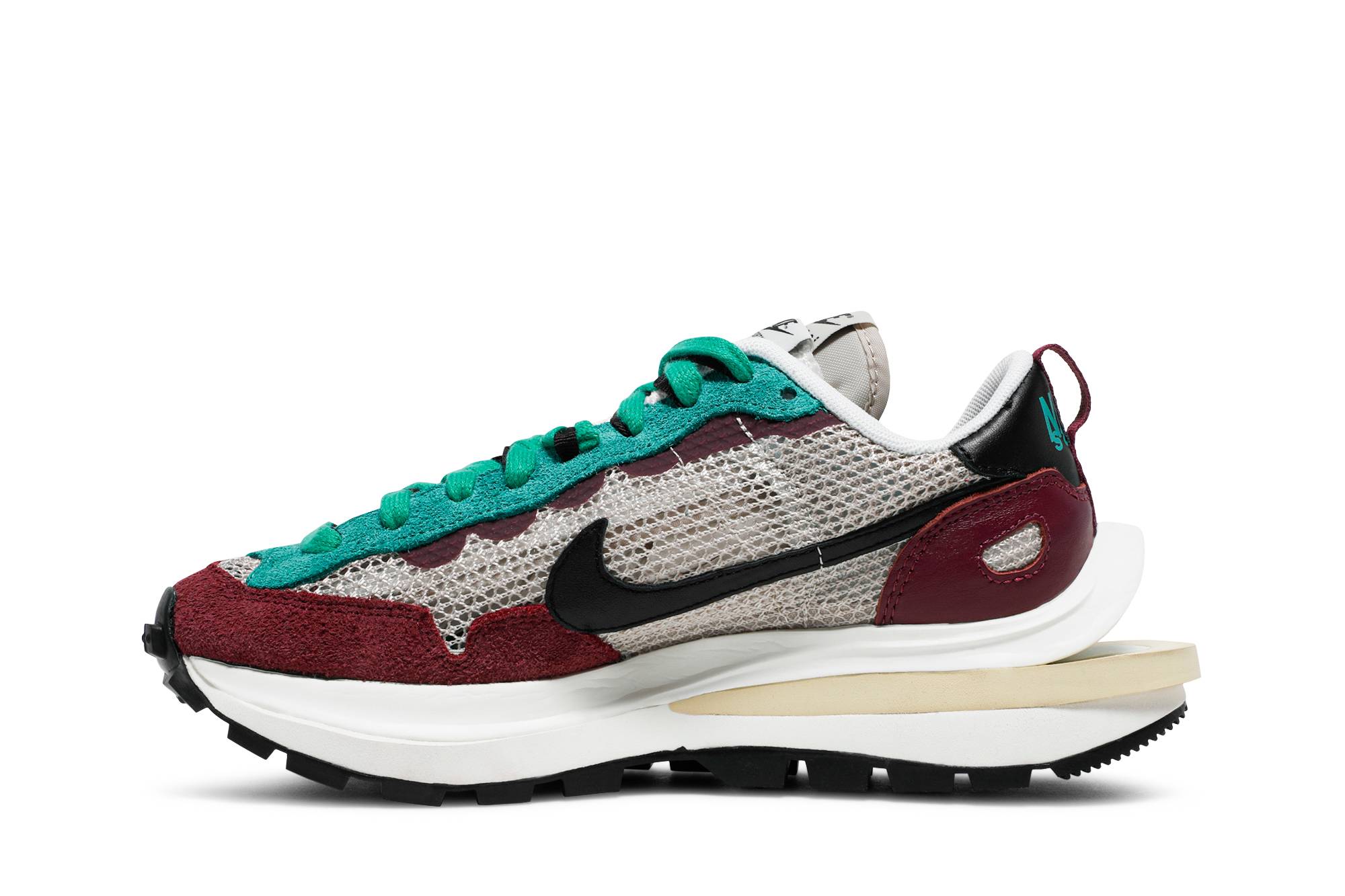 sacai x Nike VaporWaffle SP 'Villain Red' DD3035-200 - Imagen 3