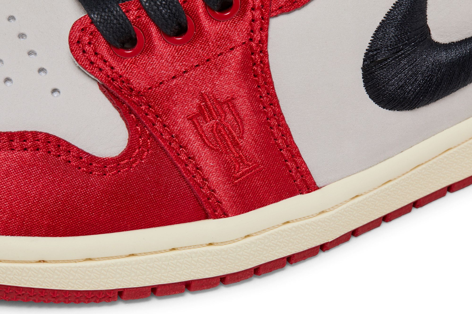 Trophy Room x Air Jordan 1 Retro Low OG SP Rookie Card - Away FN0432-100 Moroen - Image 10