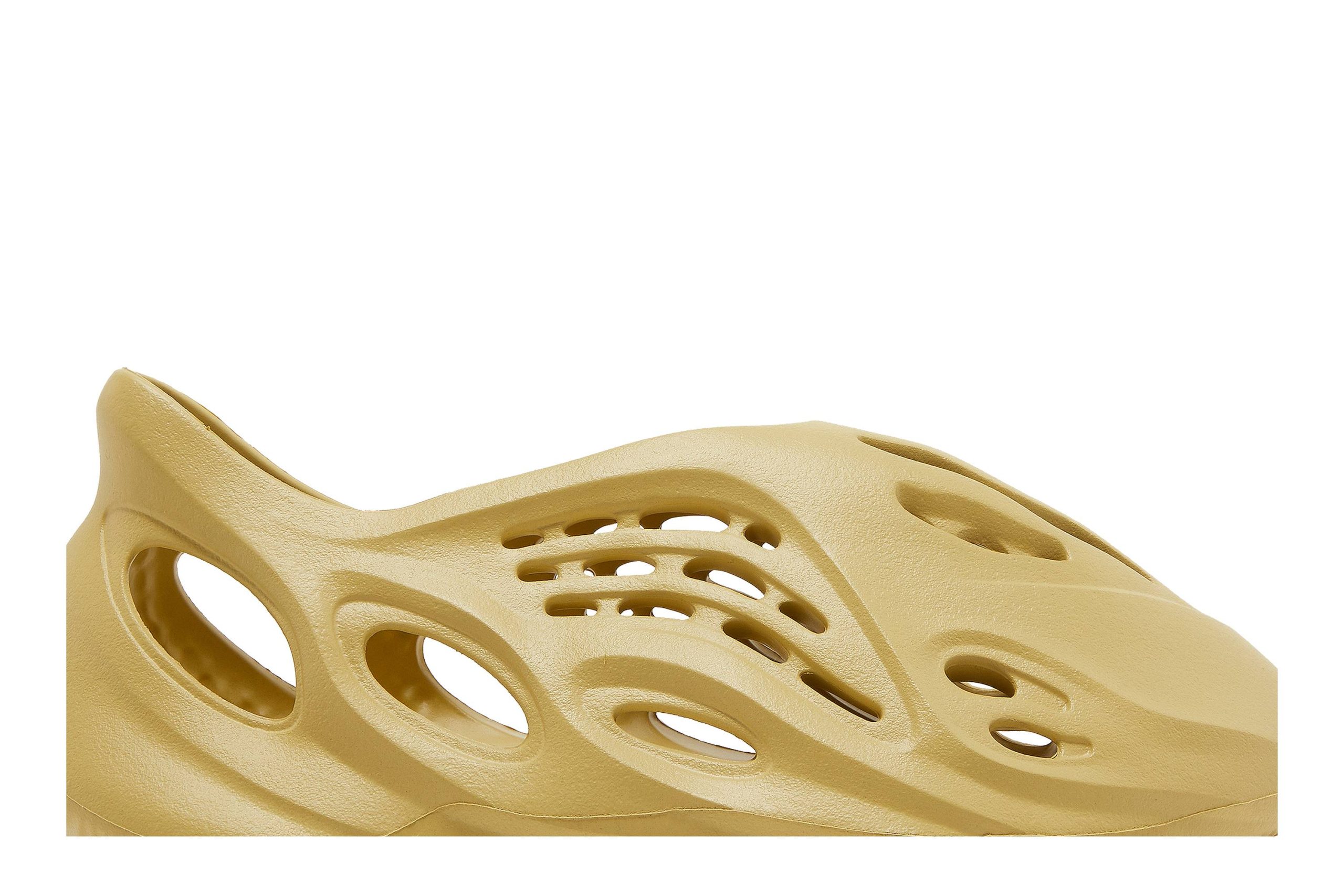 adidas Yeezy Foam Runner Sulfur GV6775 Coiloa - Image 9