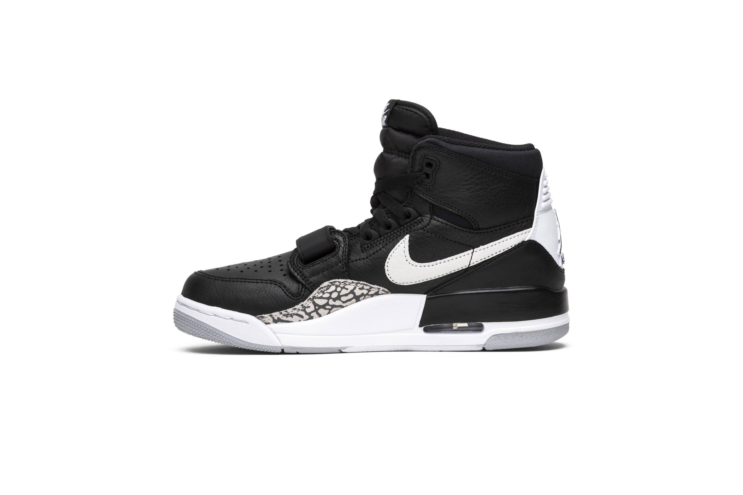 Air Jordan Legacy 312 Black White AV3922-001 – Image 3