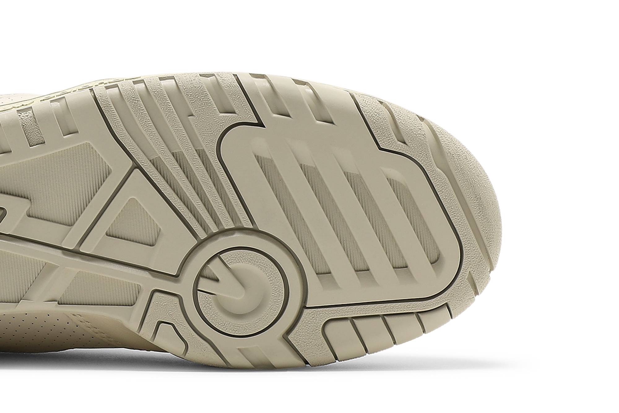 AURALEE x New Balance 550 Ecru BB550AR Coiloa - الصورة 5