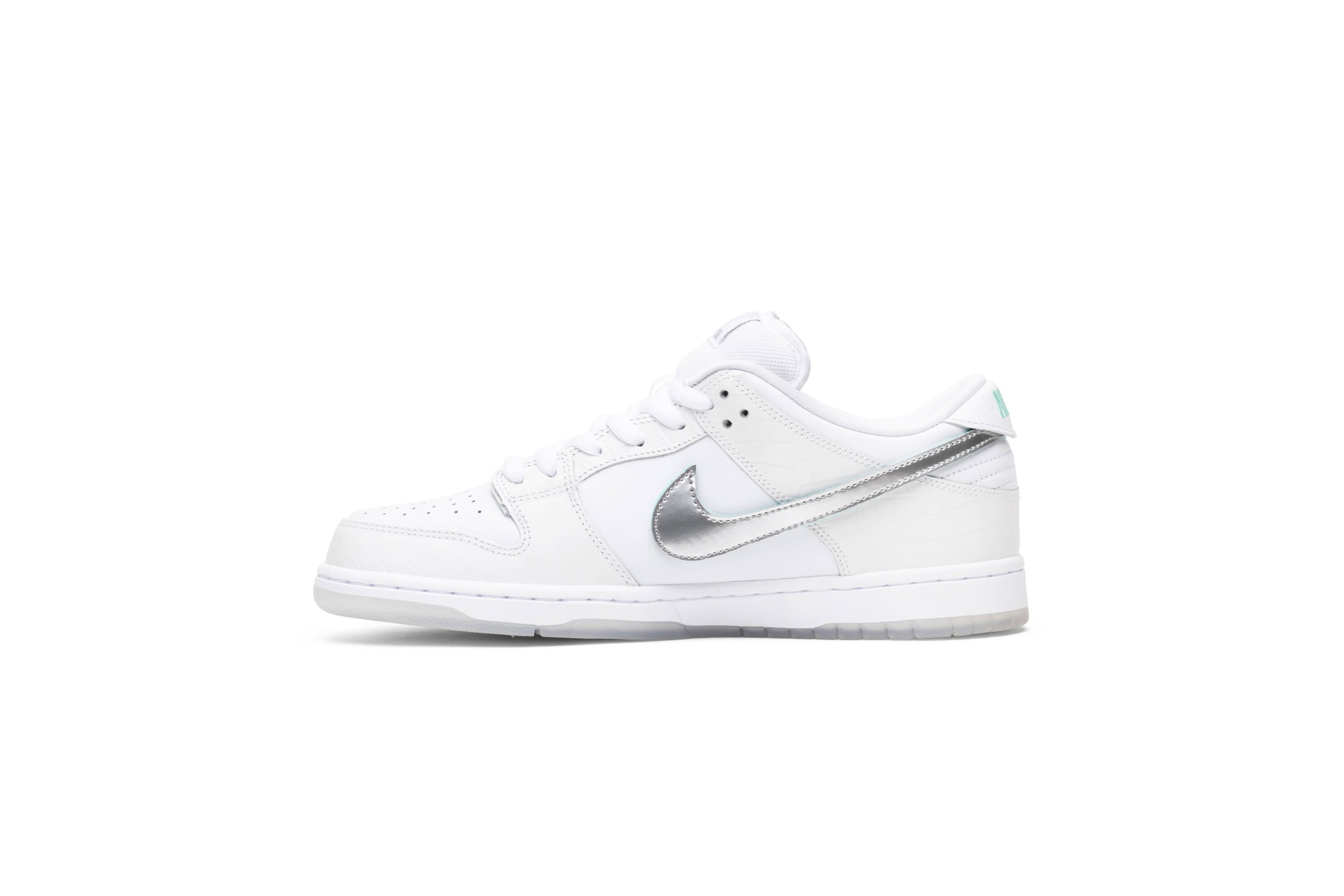 Diamond Supply Co. x Nike SB Dunk Low Pro White Diamond BV1310-100 Coiloa - الصورة 3