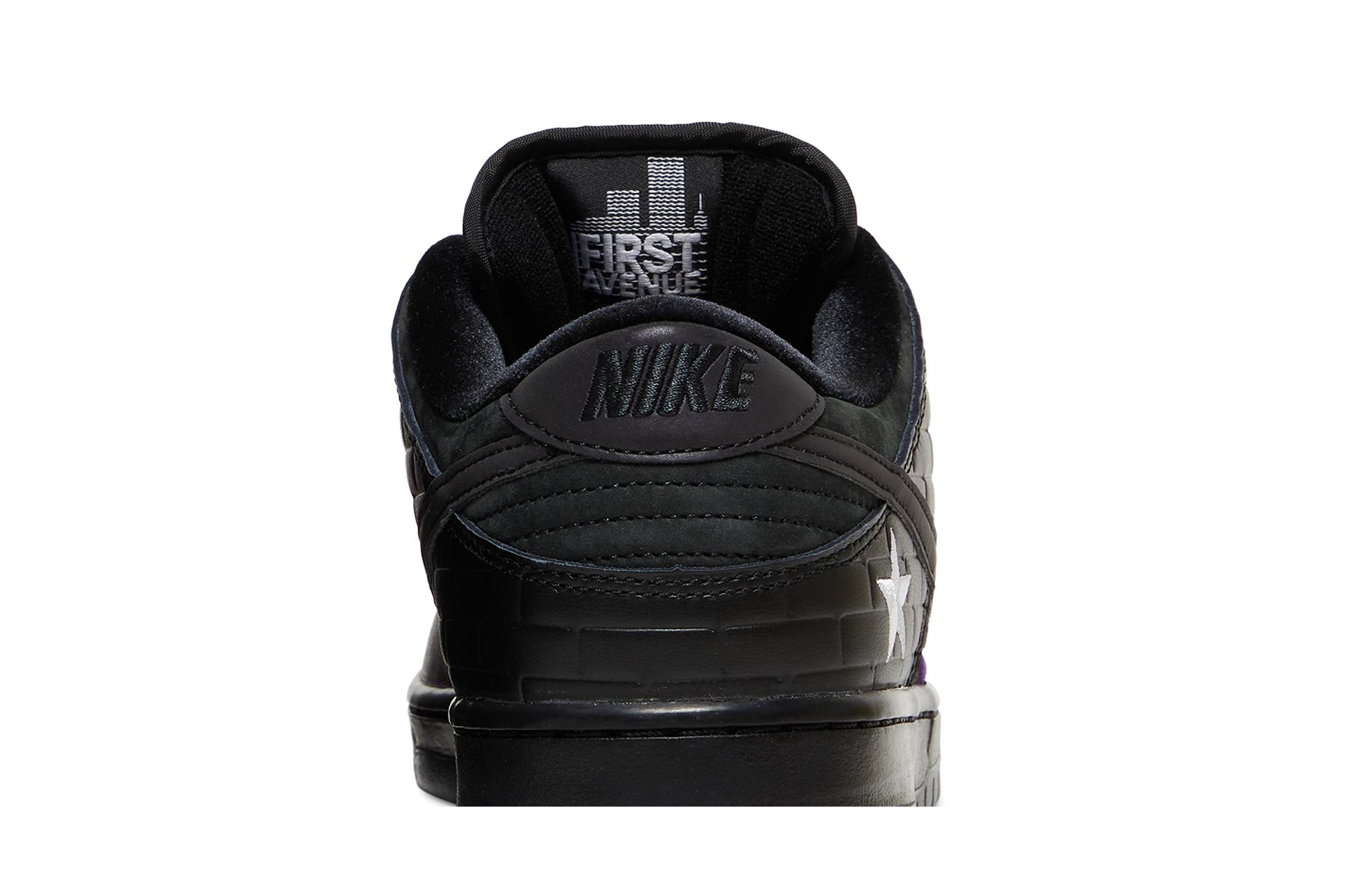 Familia x Nike SB Dunk Low Pro QS First Avenue DJ1159-001 Moroen - Image 14