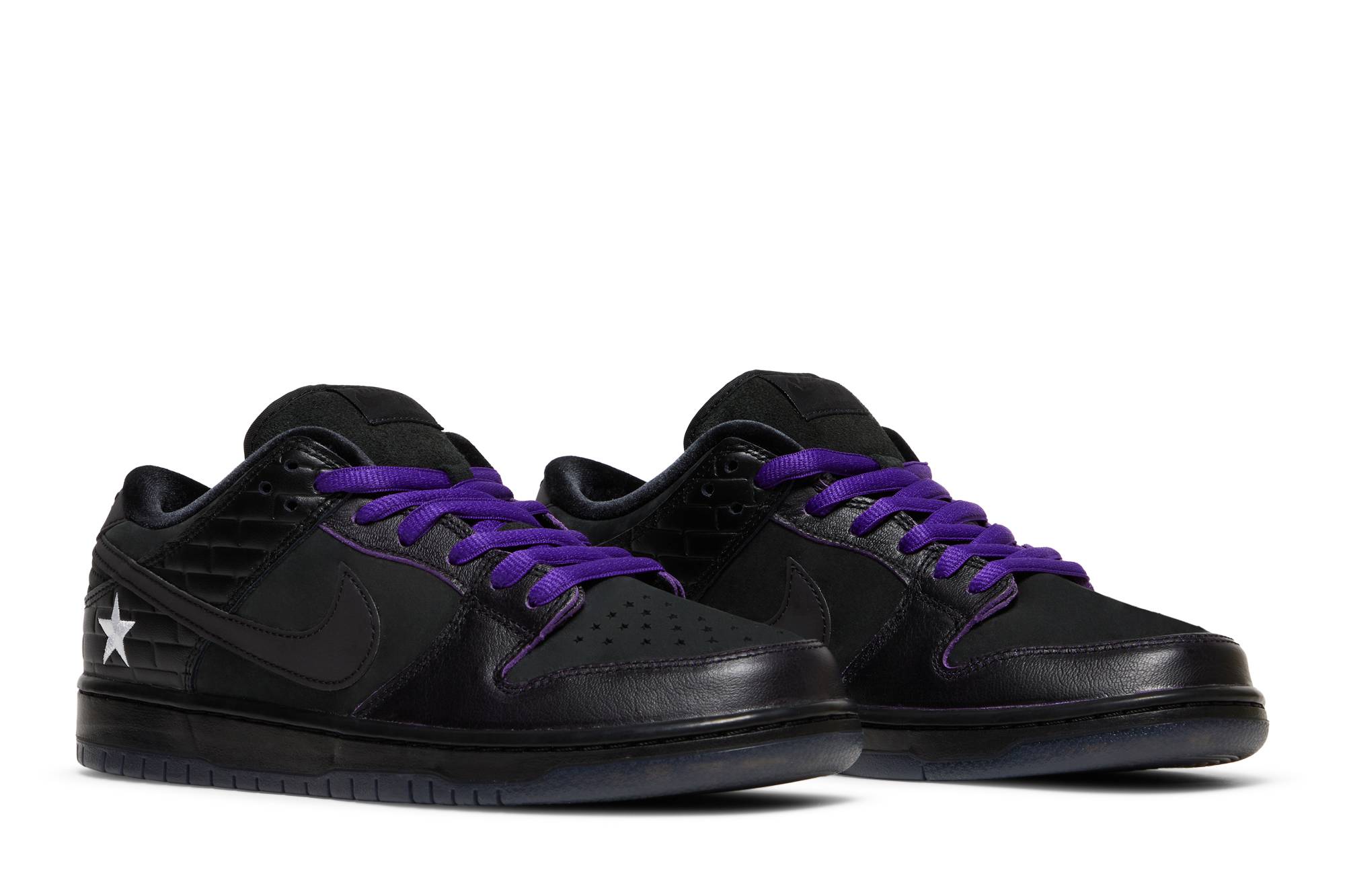 Familia x Nike SB Dunk Low Pro QS First Avenue DJ1159-001 Moroen - Image 15