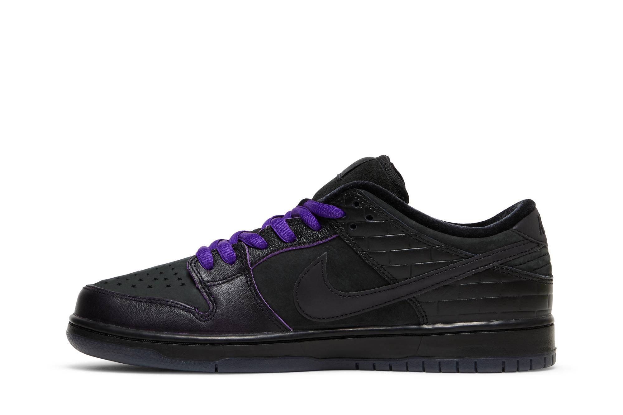Familia x Nike SB Dunk Low Pro QS First Avenue DJ1159-001 Moroen - Image 10