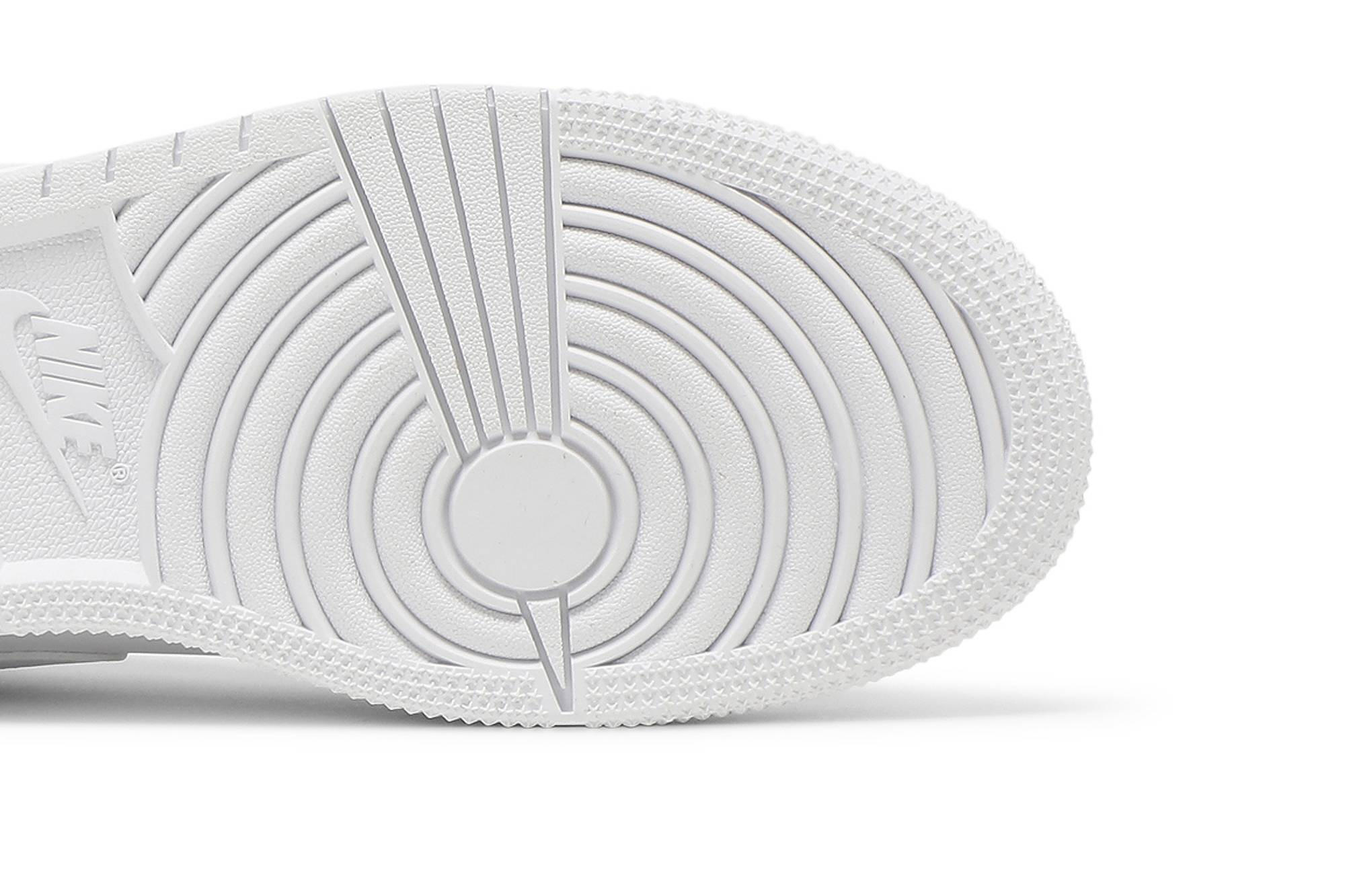 (Grade School) Air Jordan 1 Low Triple White 553560-130 Moroen - Image 12