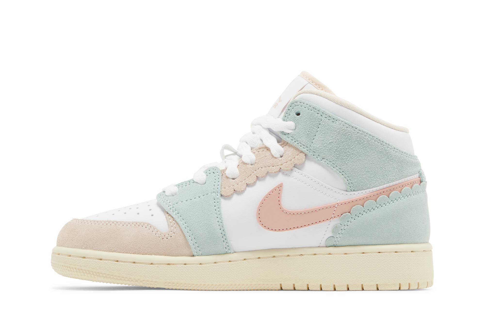 (Grade School) Air Jordan 1 Mid SE Pink Oxford DZ5361-100 Moroen - Image 3