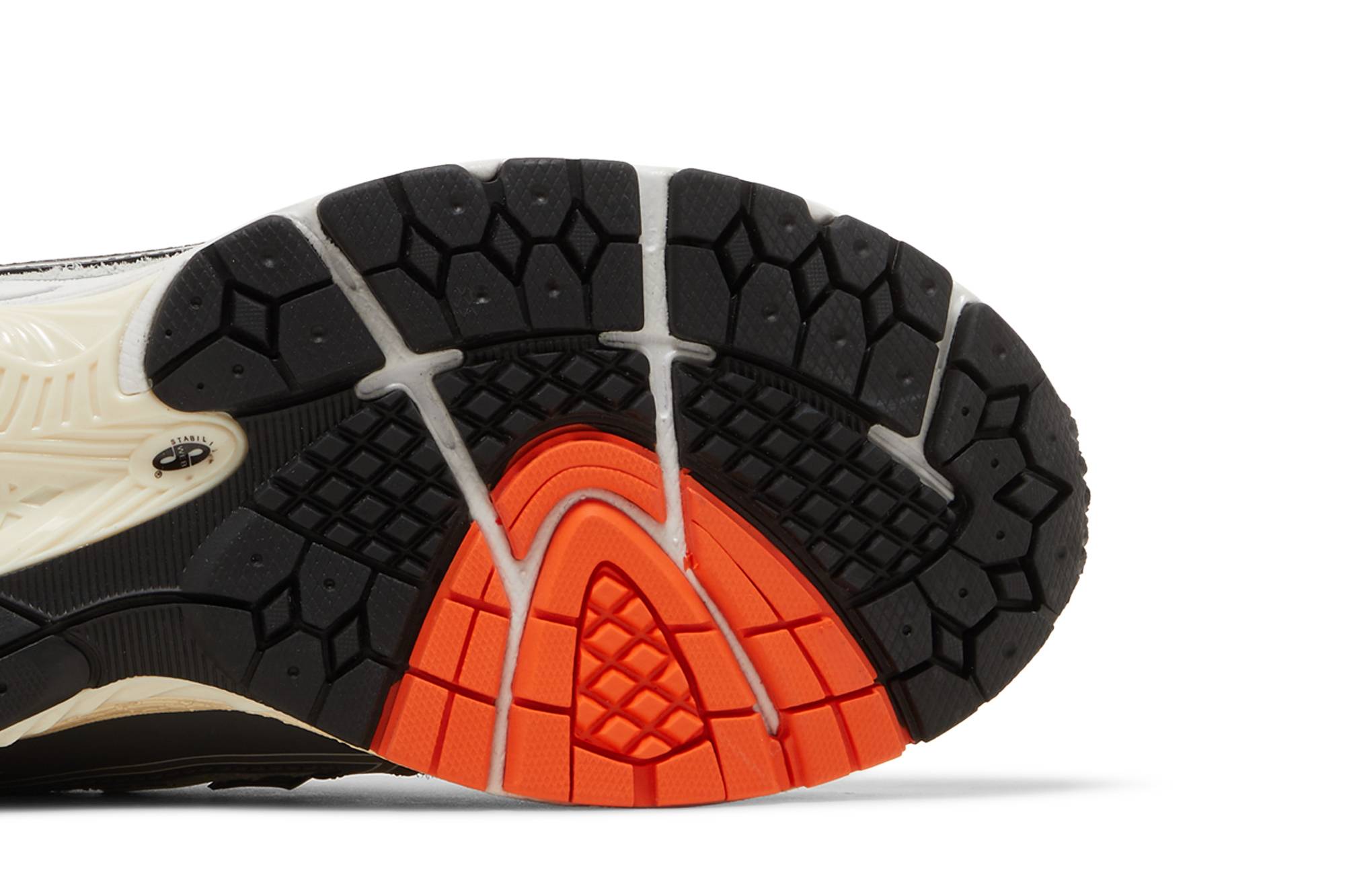 INVINCIBLE x N.HOOLYWOOD x New Balance 1906R Grey Swan M1906RNI Coiloa - الصورة 5