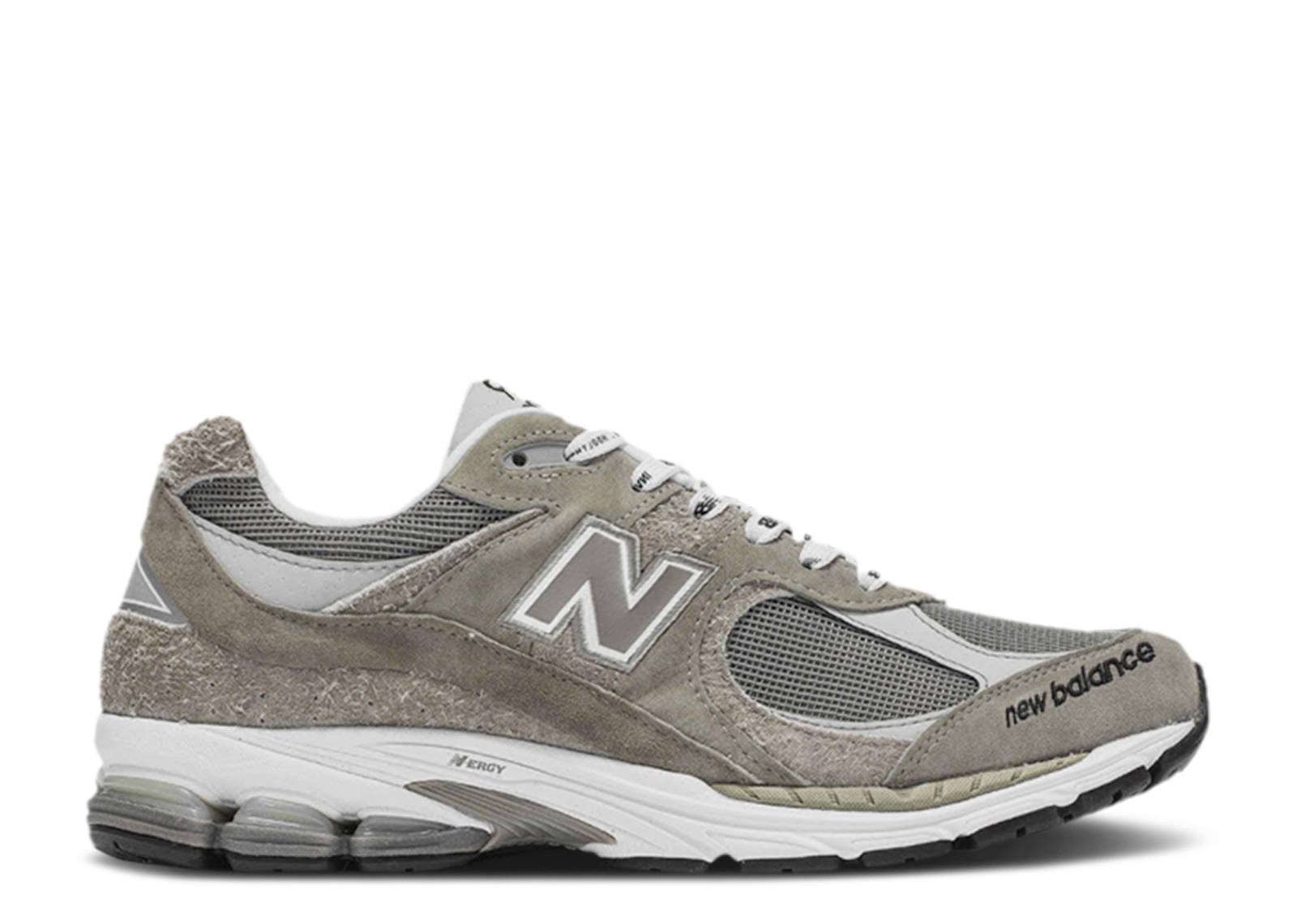 INVINCIBLE x N.HOOLYWOOD x New Balance 2002R Grey ML2002RV Gloiber