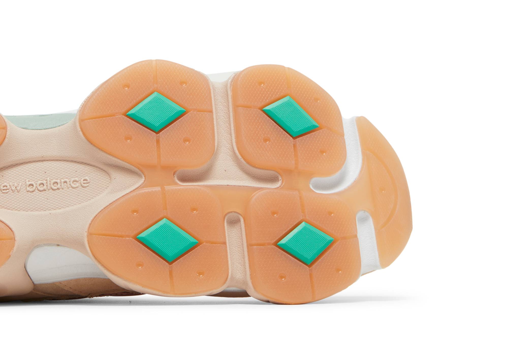 Joe Freshgoods x New Balance 9060 - Inside Voices Penny Cookie Pink U9060JF1 Moroen - Image 5