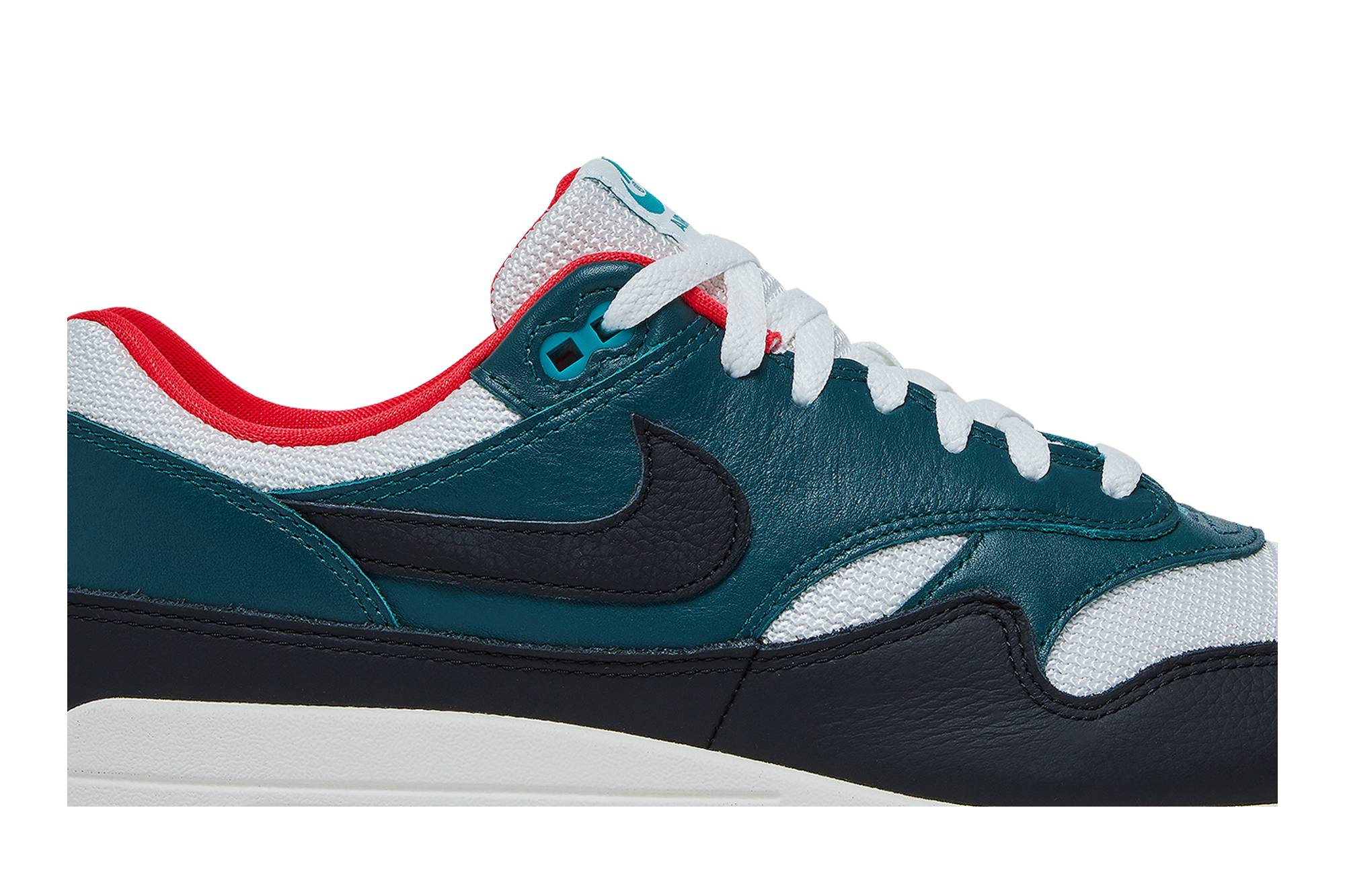 LeBron x Nike Air Max 1 'Liverpool' FB8914-100 - Image 2