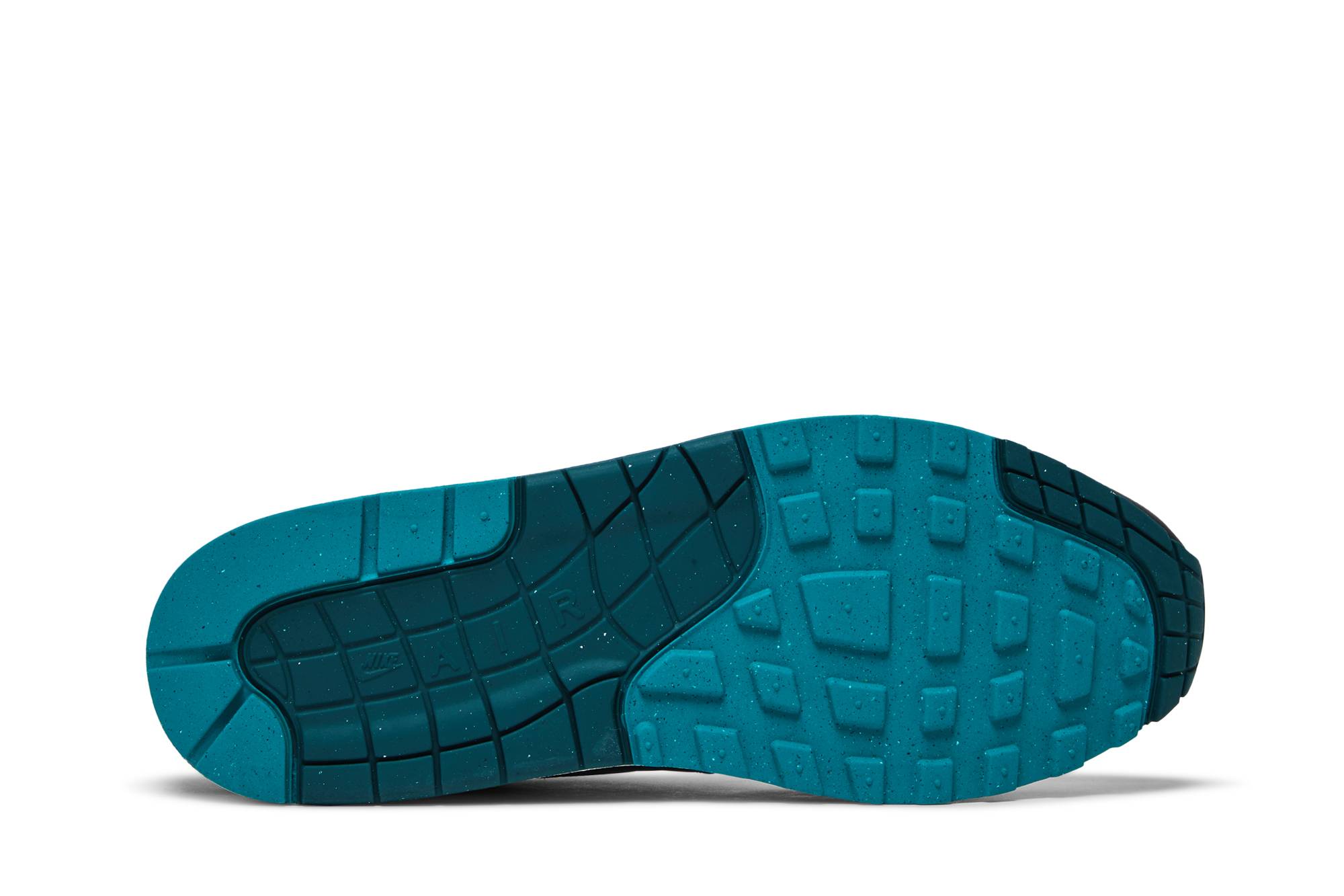 LeBron x Nike Air Max 1 'Liverpool' FB8914-100 - Image 4