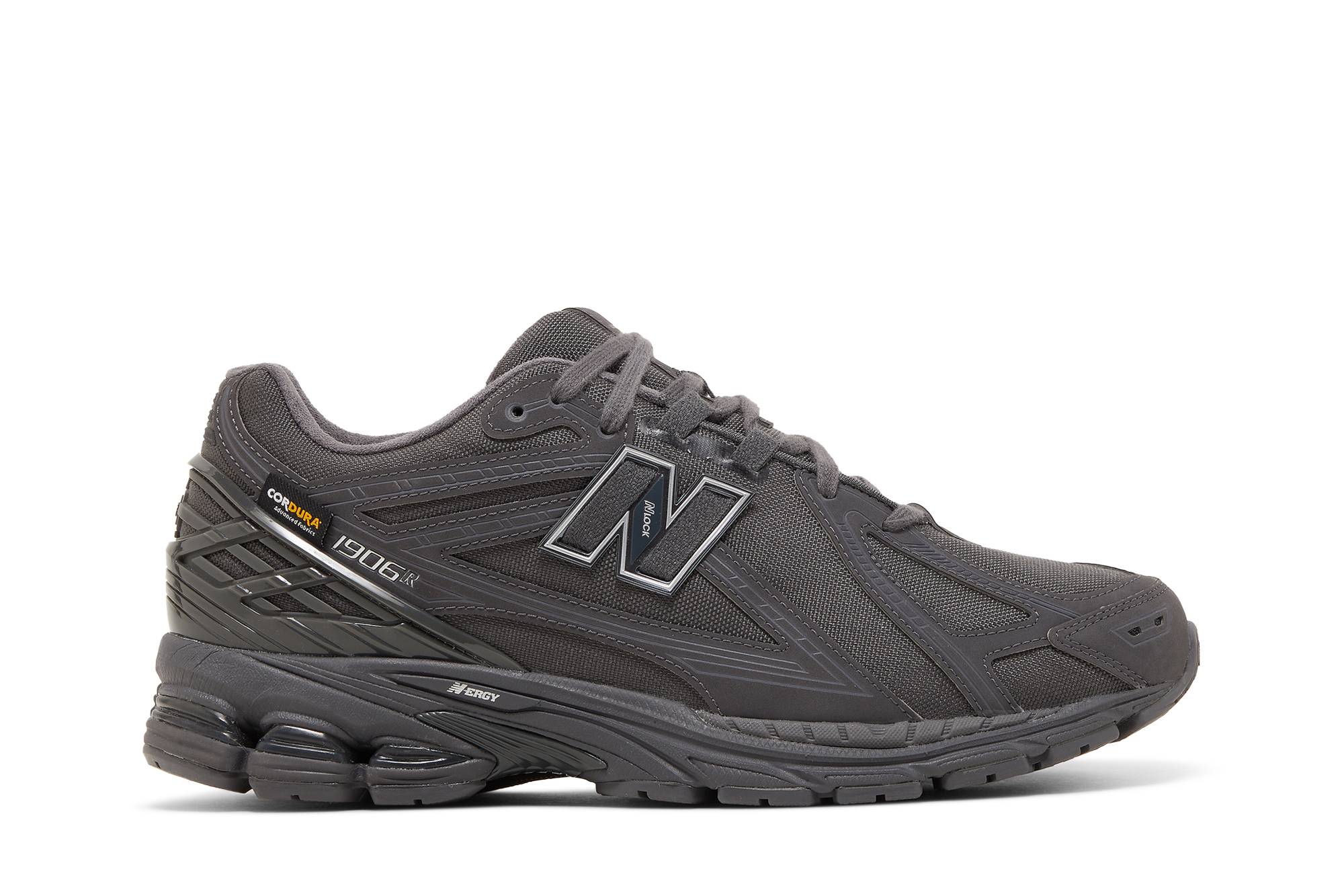 New Balance 1906R Cordura Magnet M1906RU Gloiber