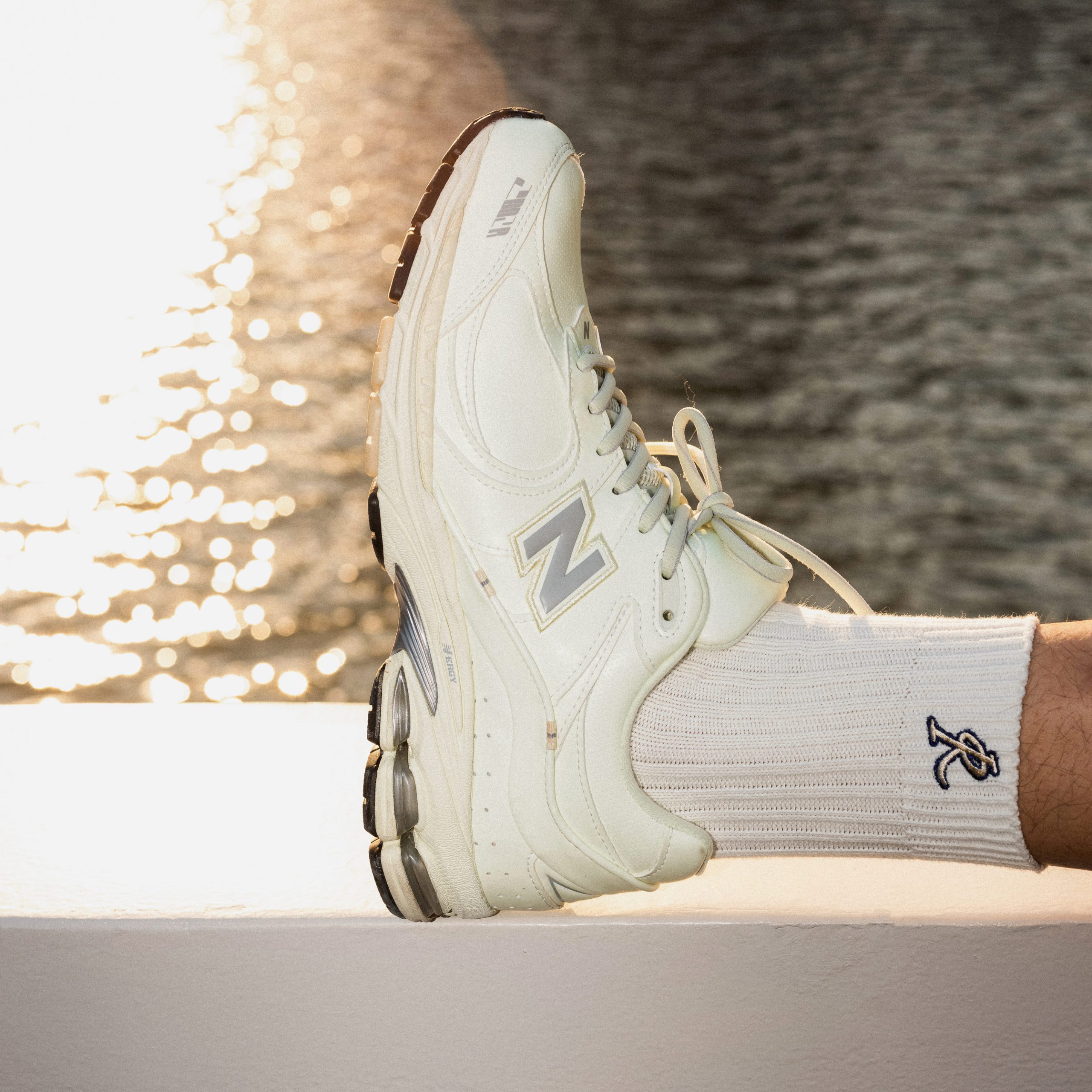 New Balance RANDOMEVENT UNIK 2002R 'White' ML2002RX - Image 6