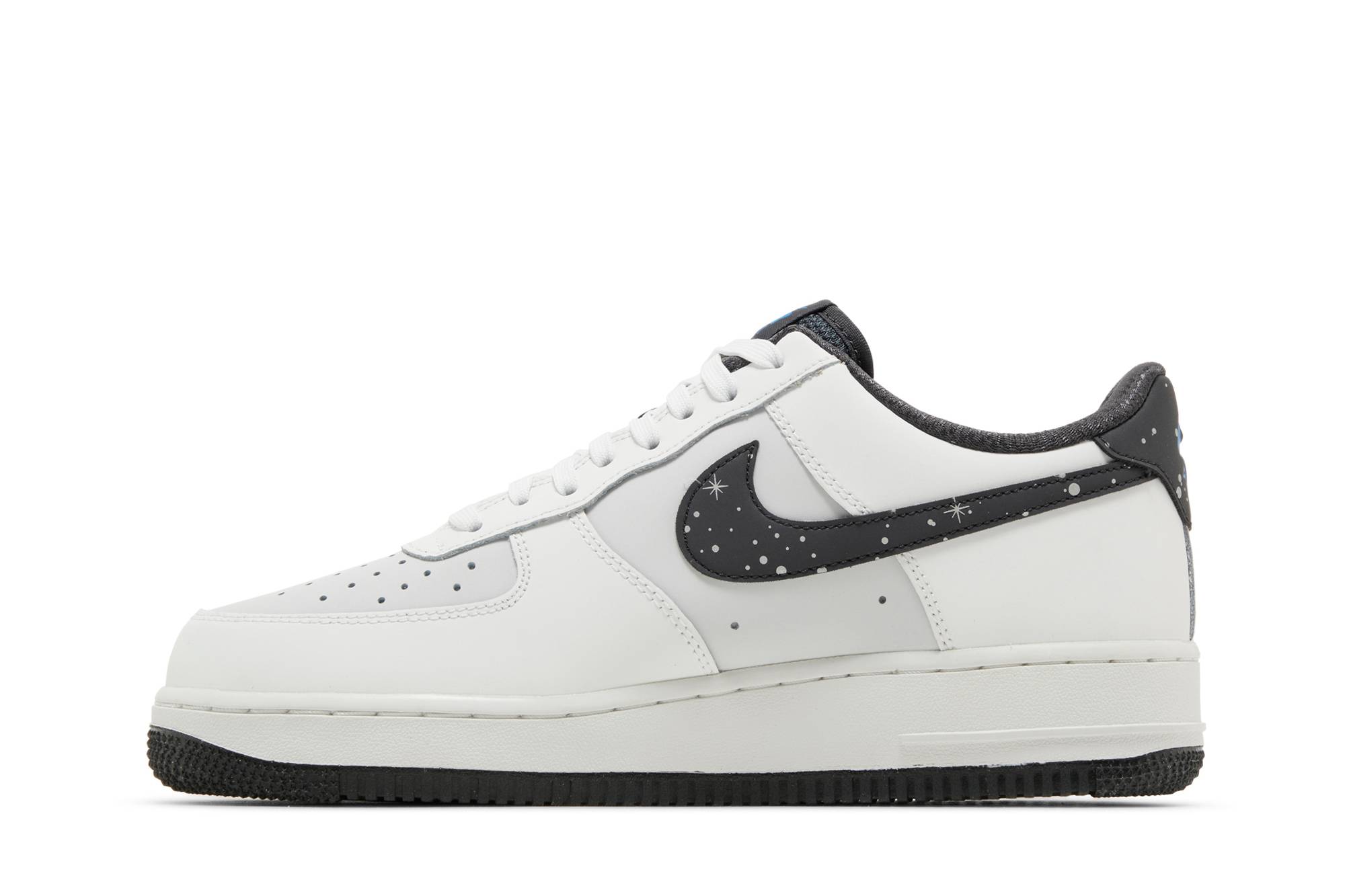 Nike Air Force 1 07 Starry Swoosh FV6656-100 Moroen - Image 3