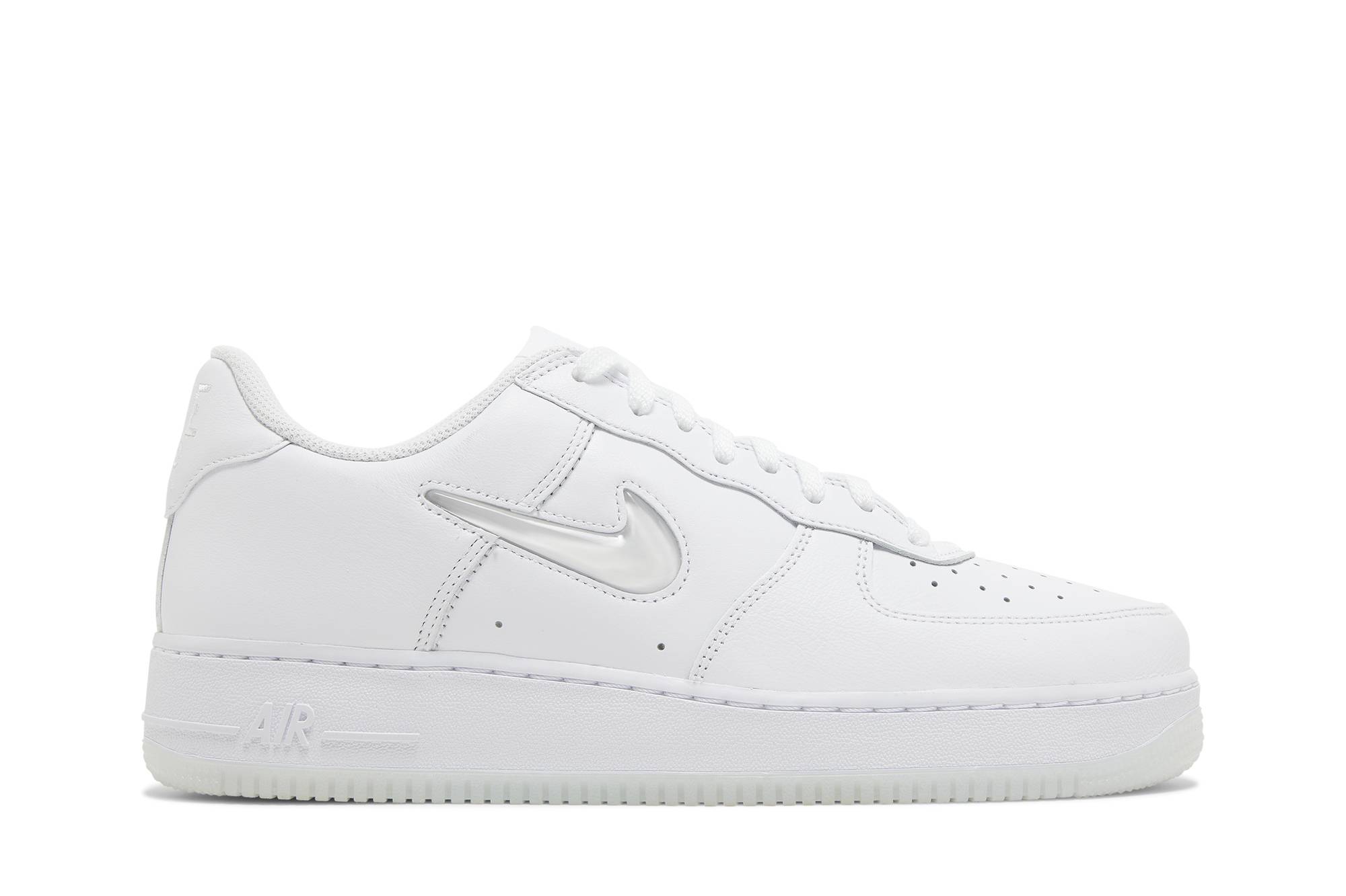 Nike Air Force 1 Jewel Color of the Month - Triple White FN5924-100 Moroen