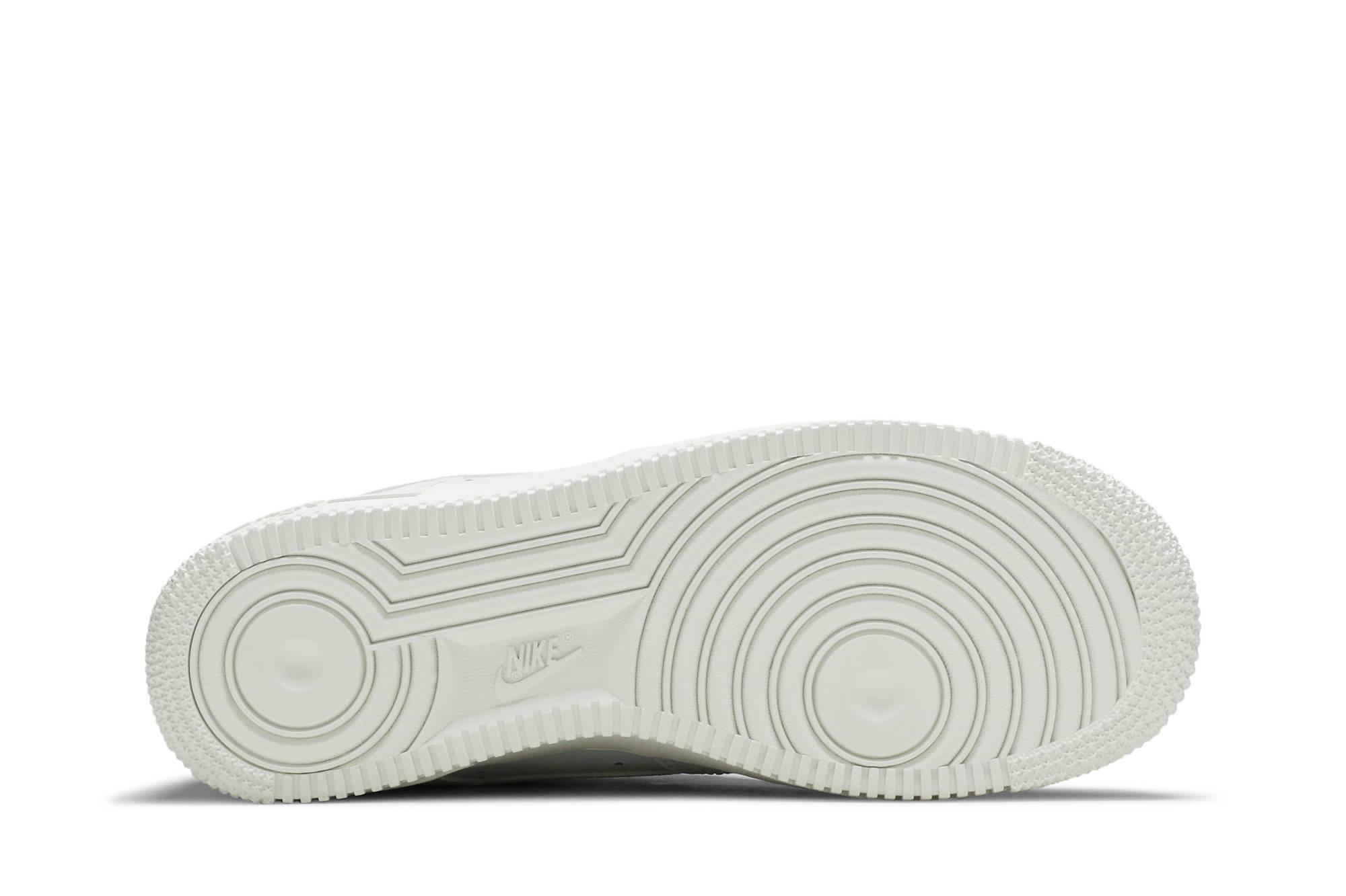 Nike Air Force 1 Low 'Valentine's Day' DD7117-100 - Image 4