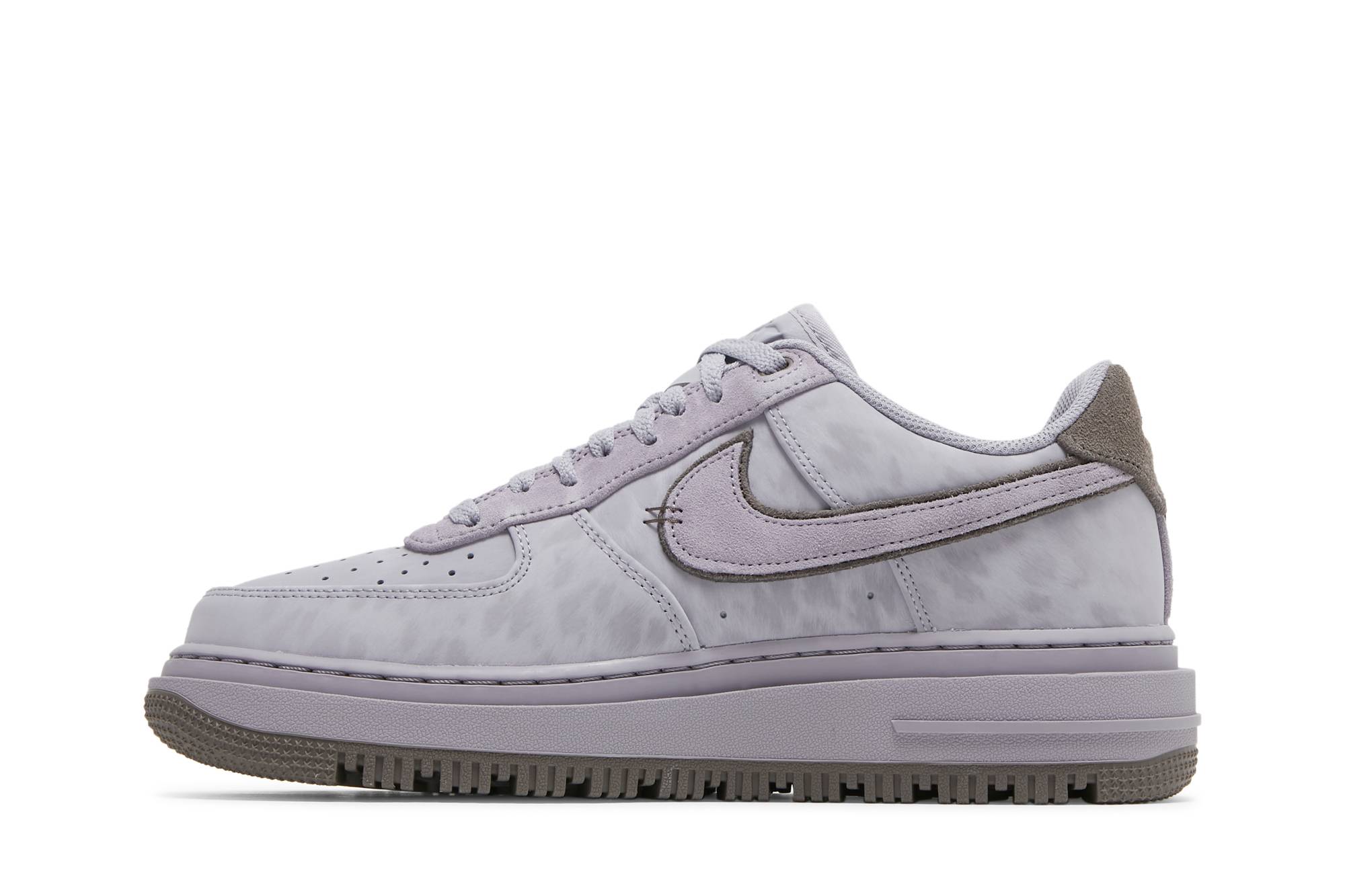 Nike Air Force 1 Luxe Dyed DD9605-500 Moroen - Image 3