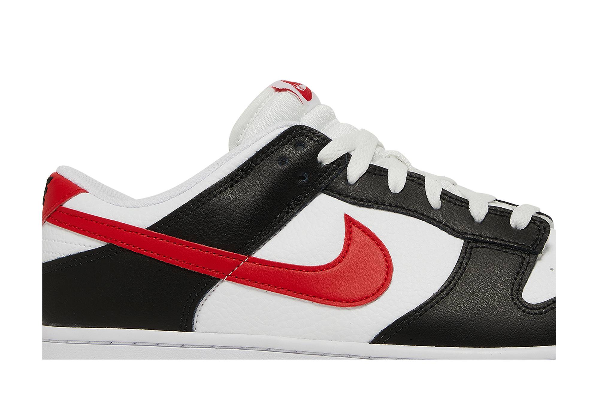 Nike Dunk Low Red Swoosh Panda FB3354-001 Moroen - Image 2