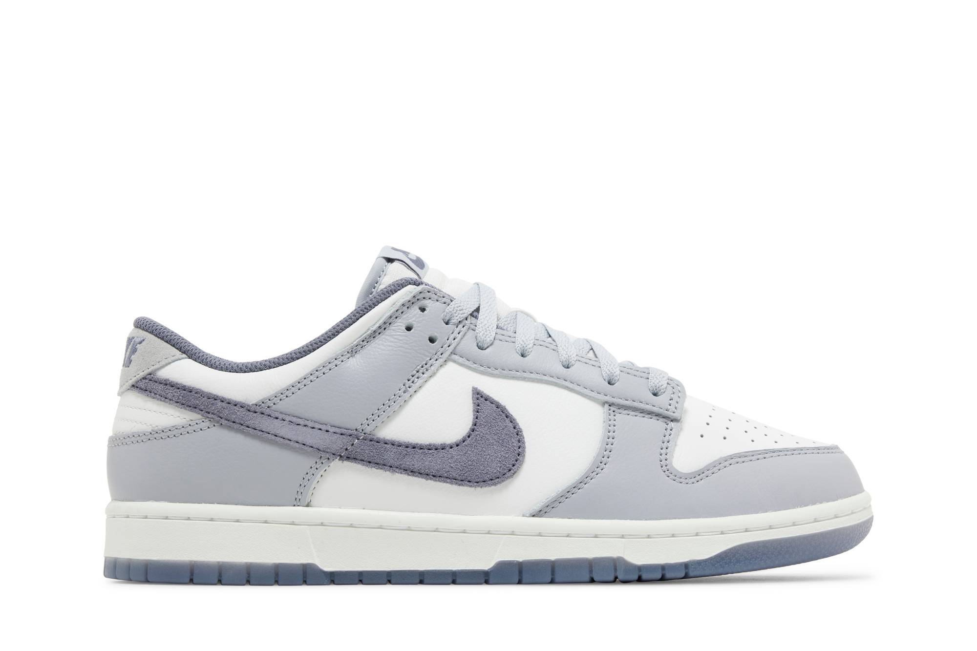 Nike Dunk Low SE 'Light Carbon' FJ4188-100 Gloiber