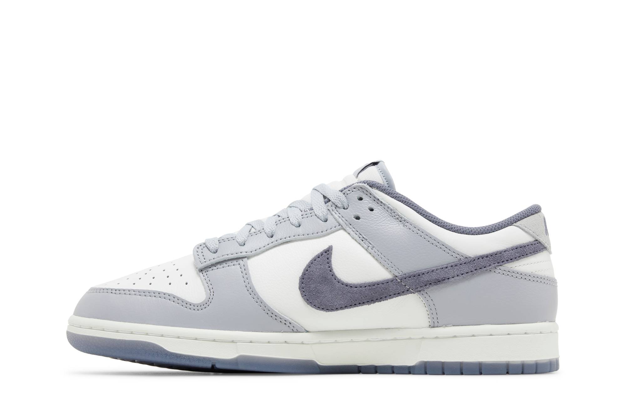 Nike Dunk Low SE 'Light Carbon' FJ4188-100 - Image 3