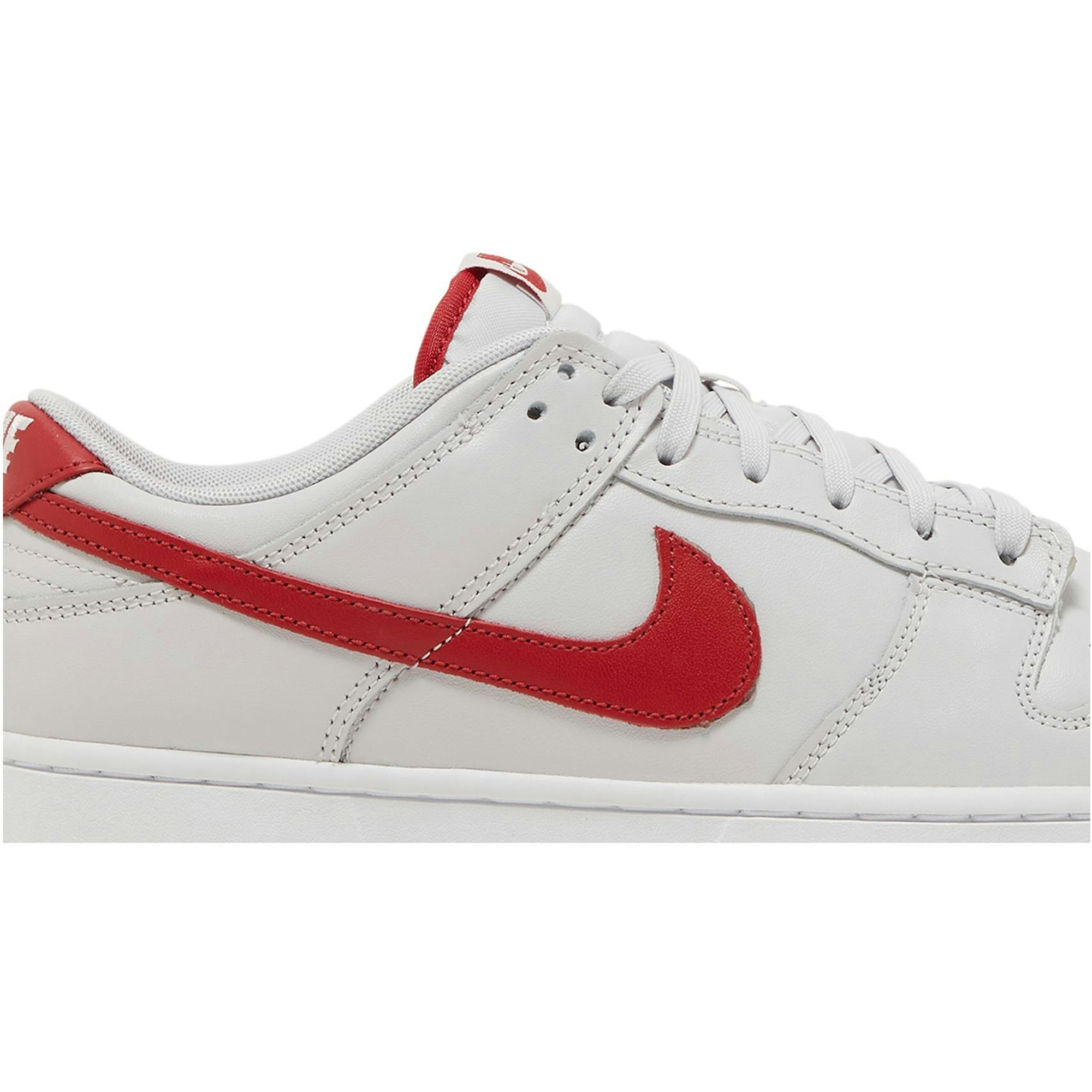 Nike Dunk Low Vast Grey Varsity Red FJ0832-011 Moroen - Image 2