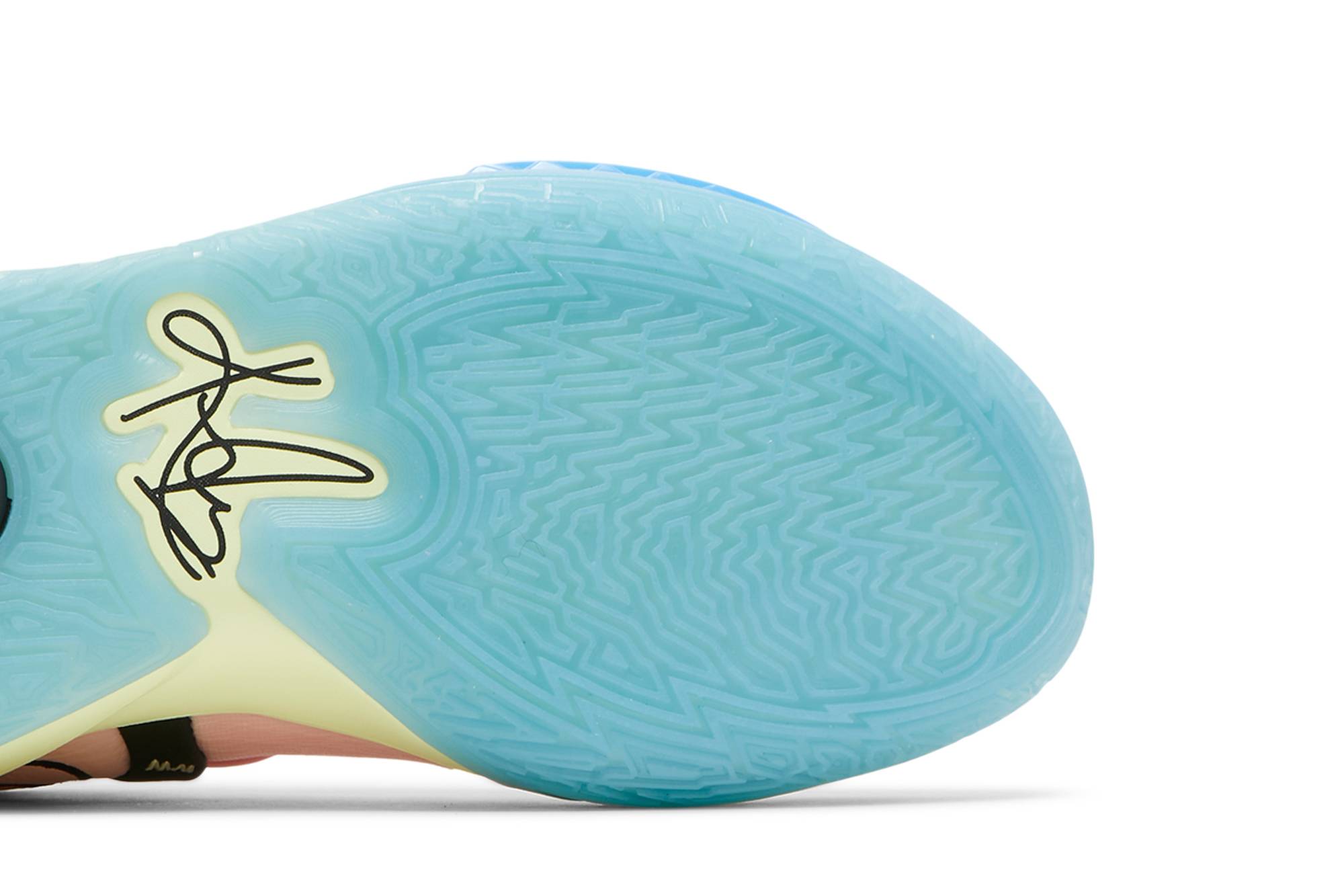 Nike Kyrie Infinity EP Valentines Day DH5387-900 Coiloa - Image 5