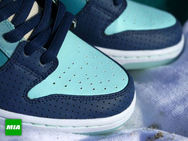 Nike SB Dunk Low Premium QS Mia Skate Shop 10th Year Anniversary 504750-474 Moroen - Image 6