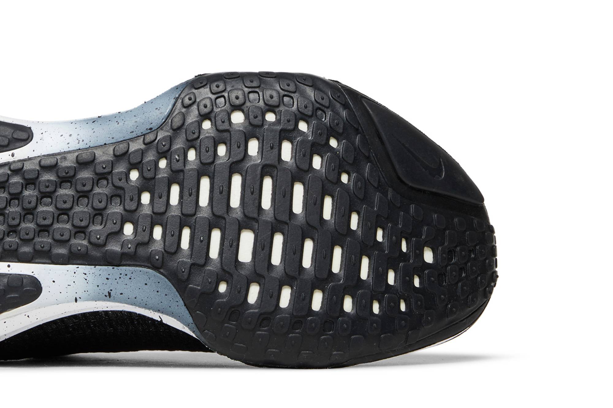 Nike ZoomX Invincible Run Flyknit 3 'Oreo' DR2615-002 - Image 5
