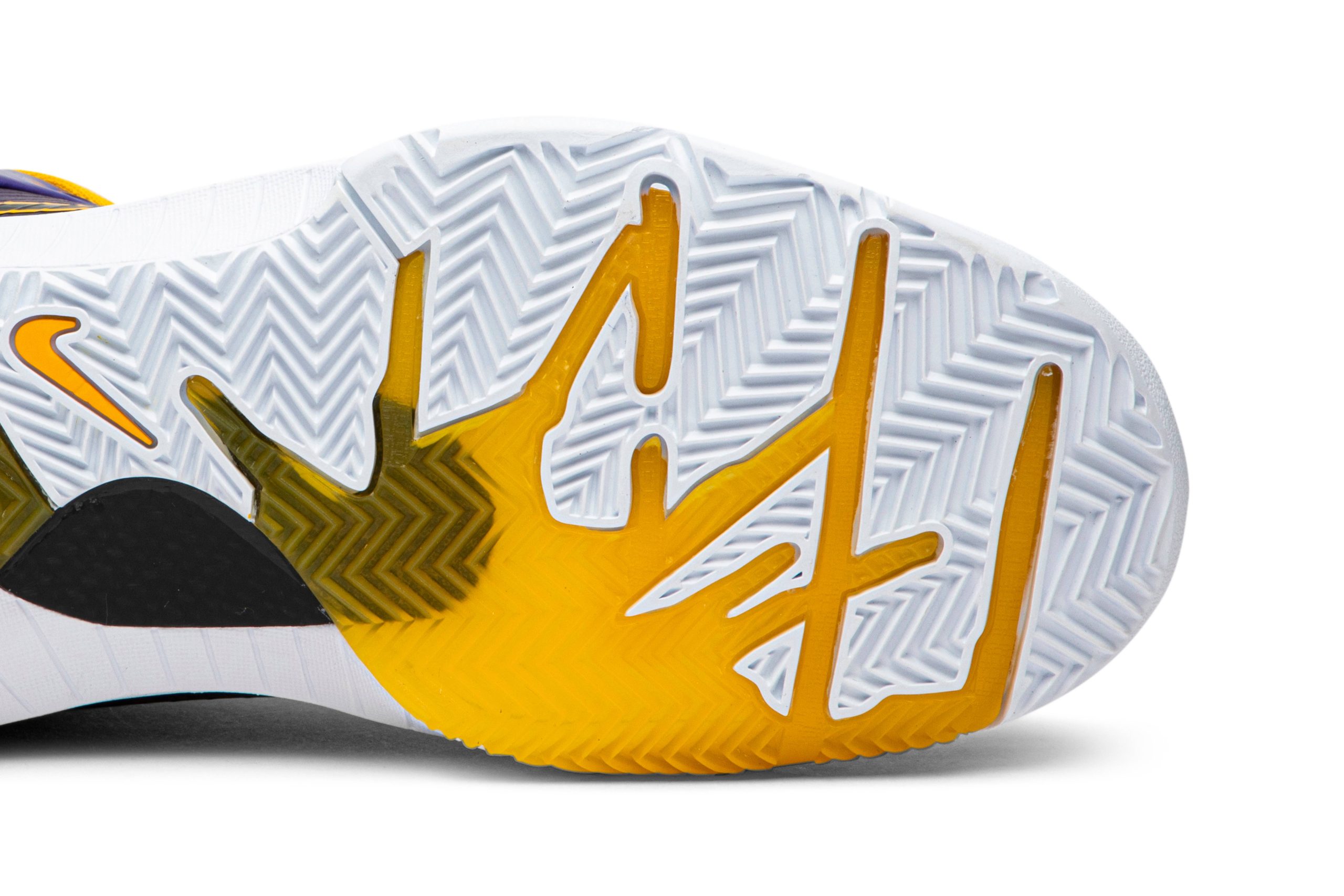 UNDEFEATED x Nike Kobe 4 Protro Court Purple CQ3869-500 Coiloa - Image 12